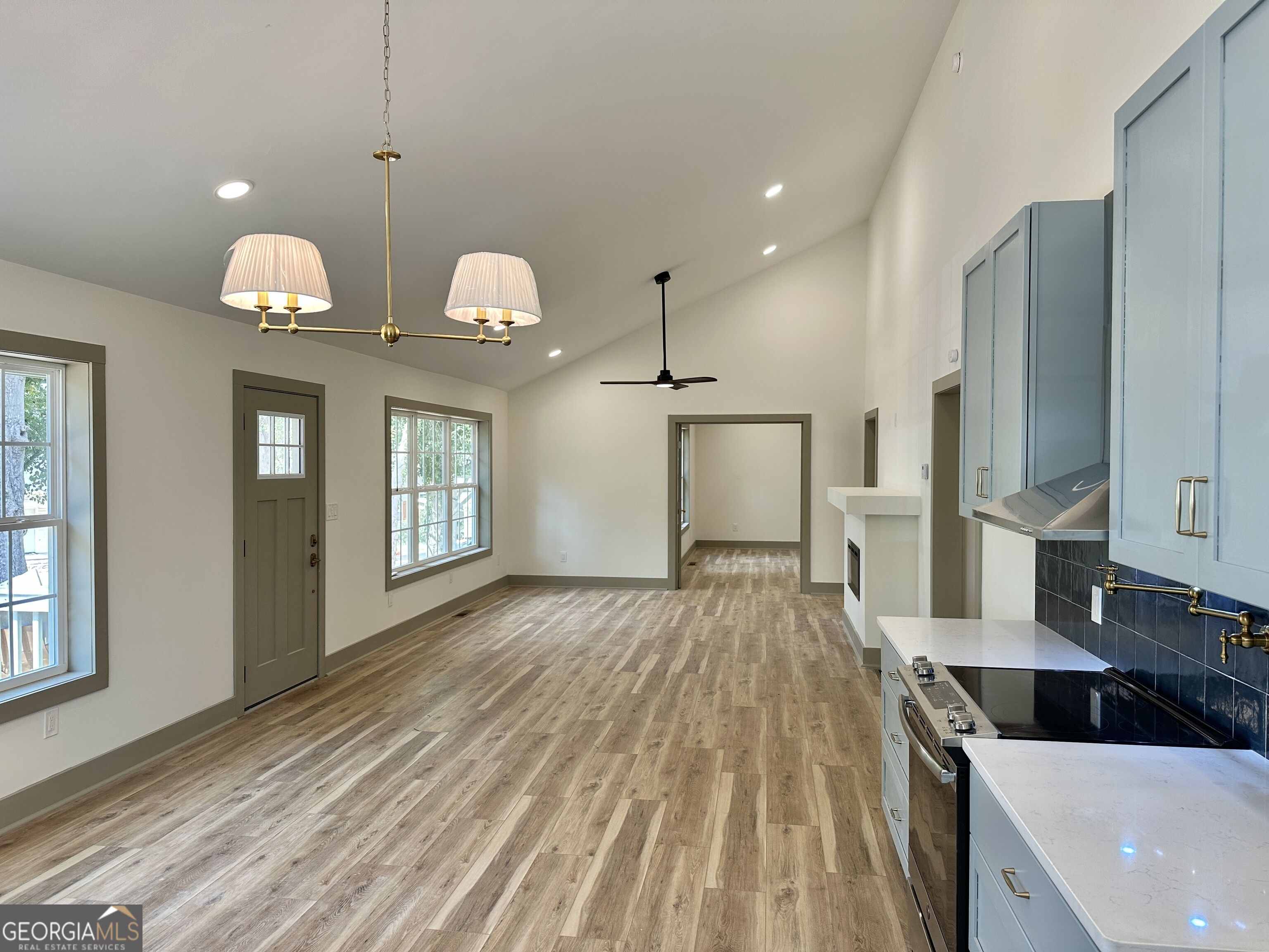 84 N Bowden Street Property Photo 2