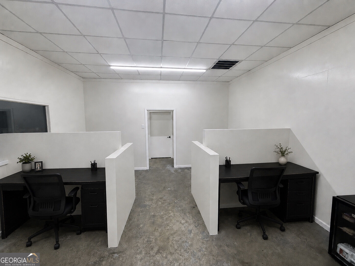 75 Industrial Boulevard Property Photo 4