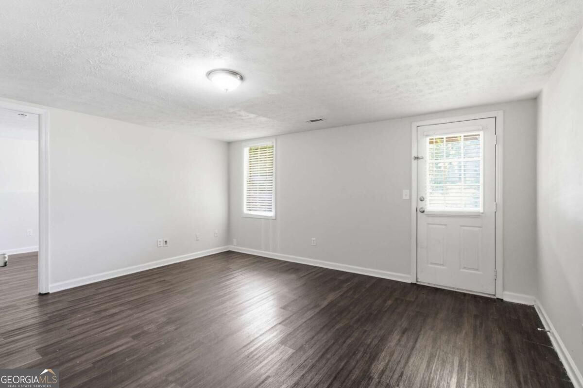 6845 Sarah Drive Property Photo 28