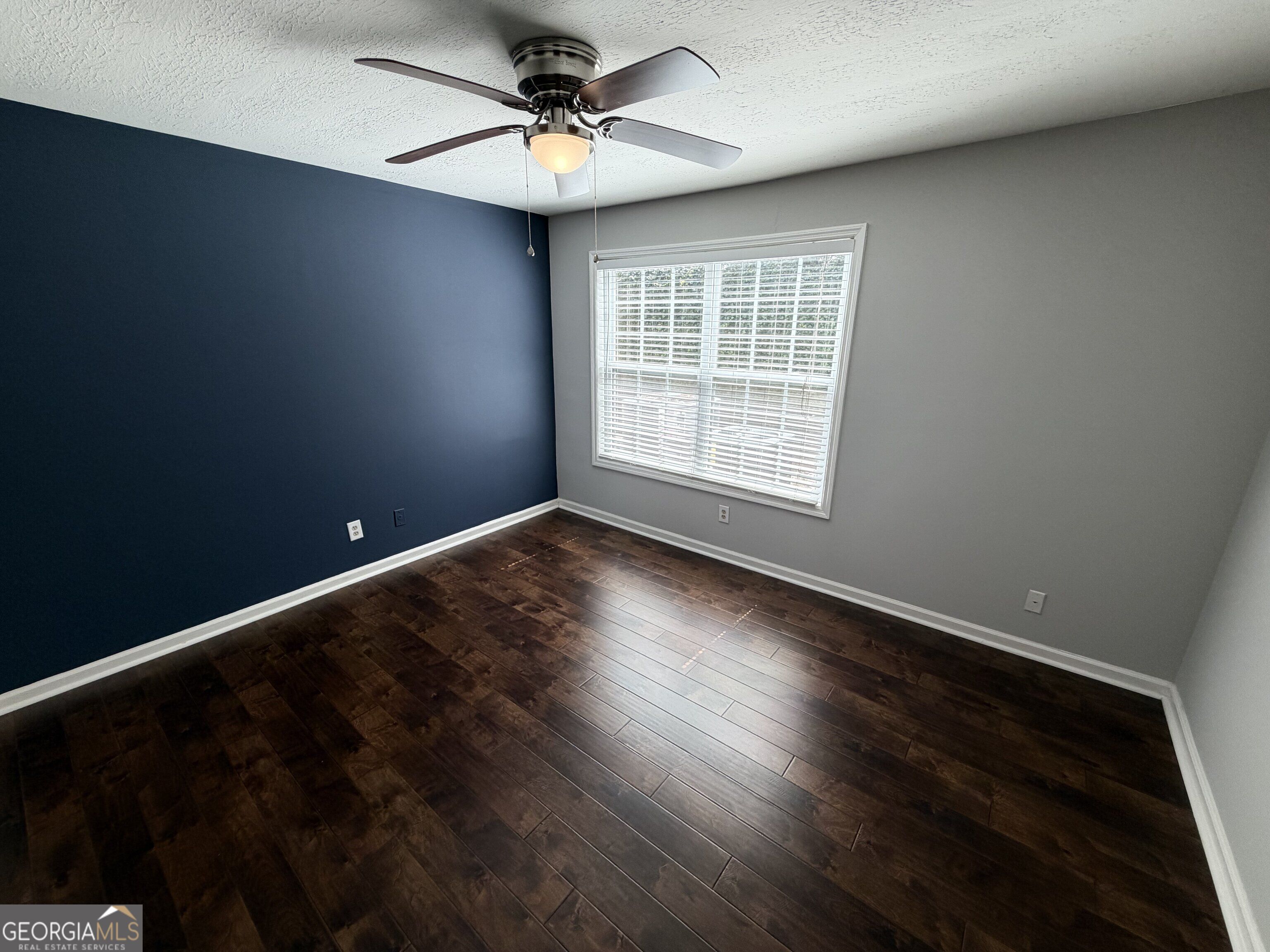 2090 River Heights Walk Se Property Photo 2