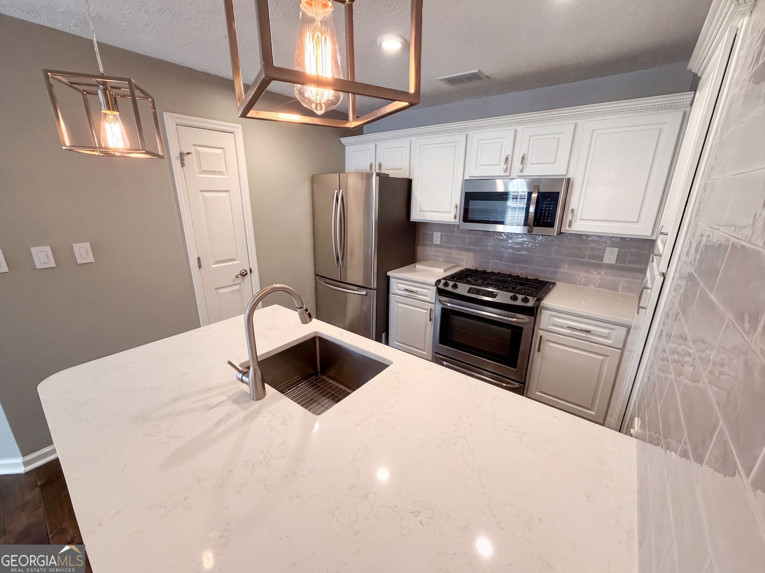 2090 River Heights Walk Se Property Photo 14