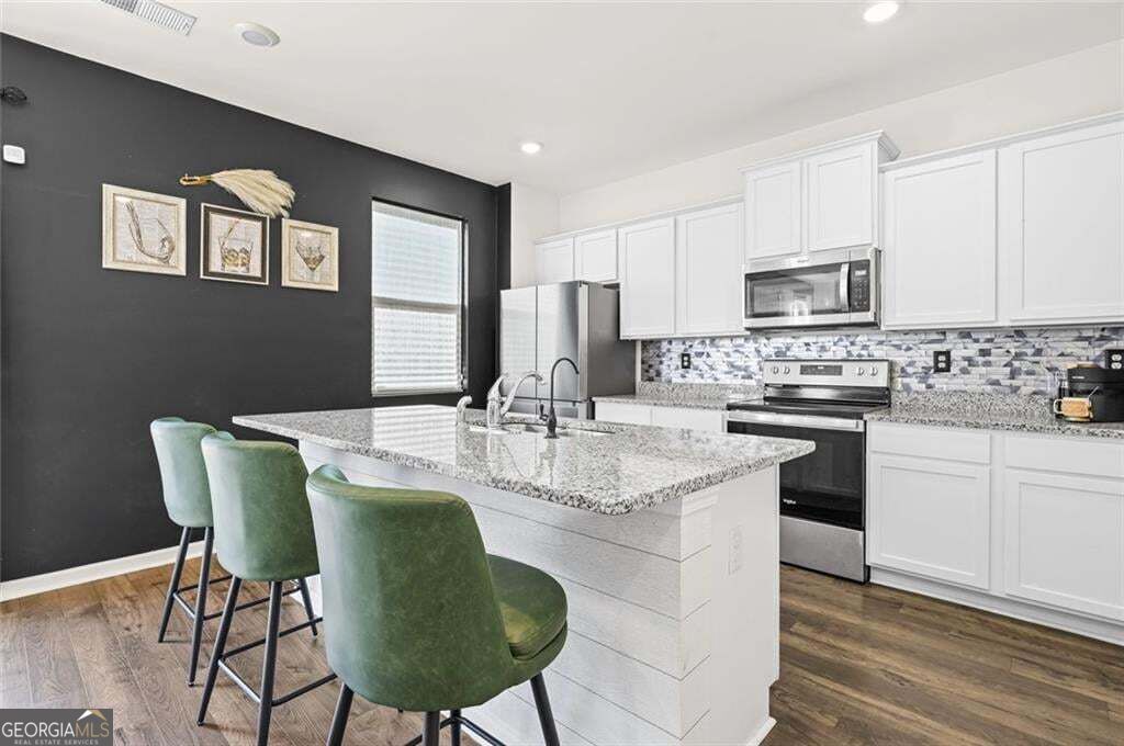 1526 Battle Brook Drive Property Photo 8