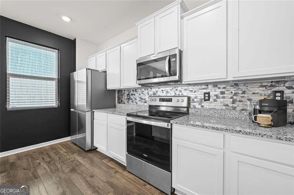 1526 Battle Brook Drive Property Photo 11