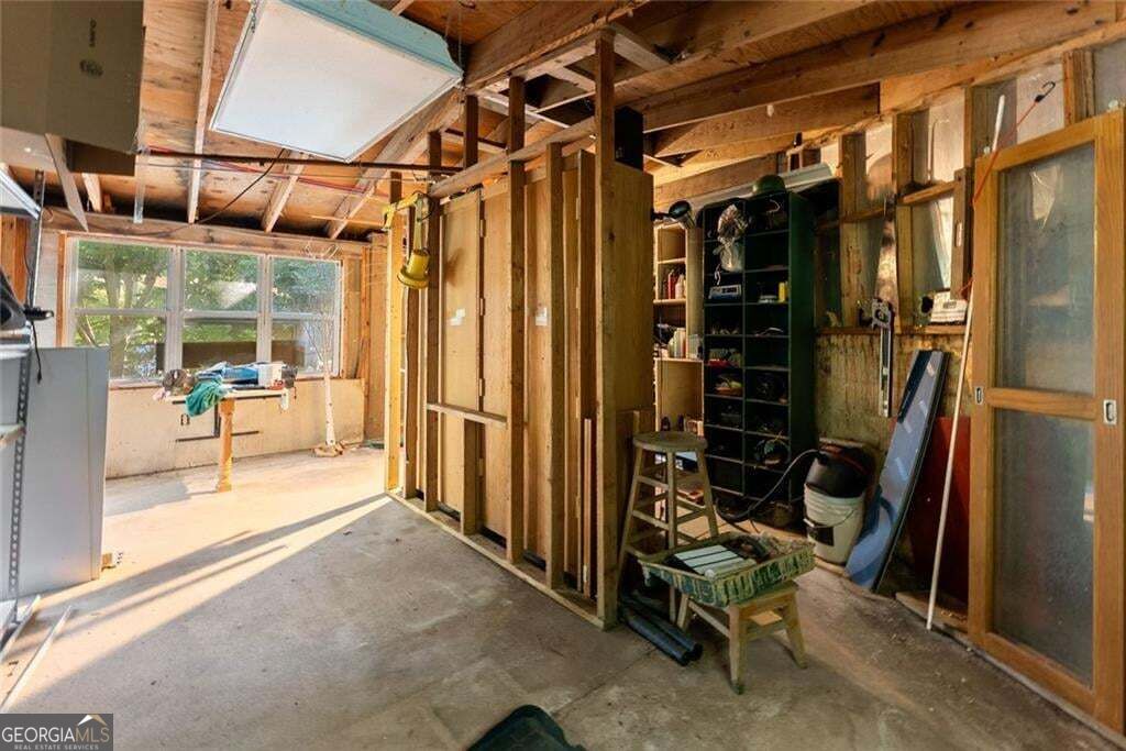 1049 Park Street Property Photo 17