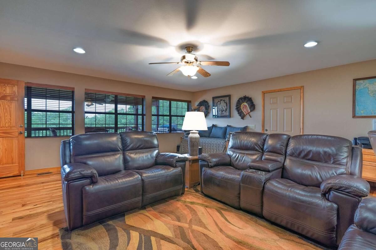 156 Pineview Lane Property Photo 32