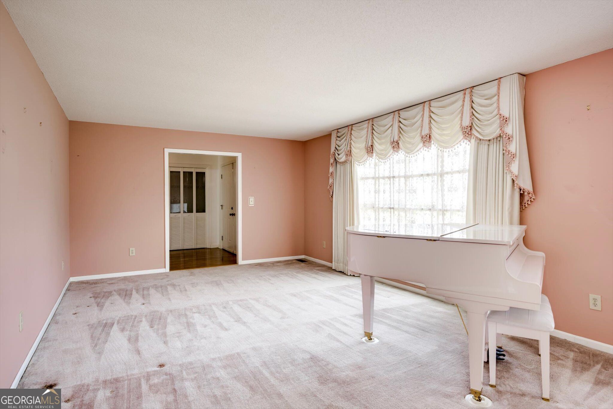 1509 Weaver Drive Property Photo 8