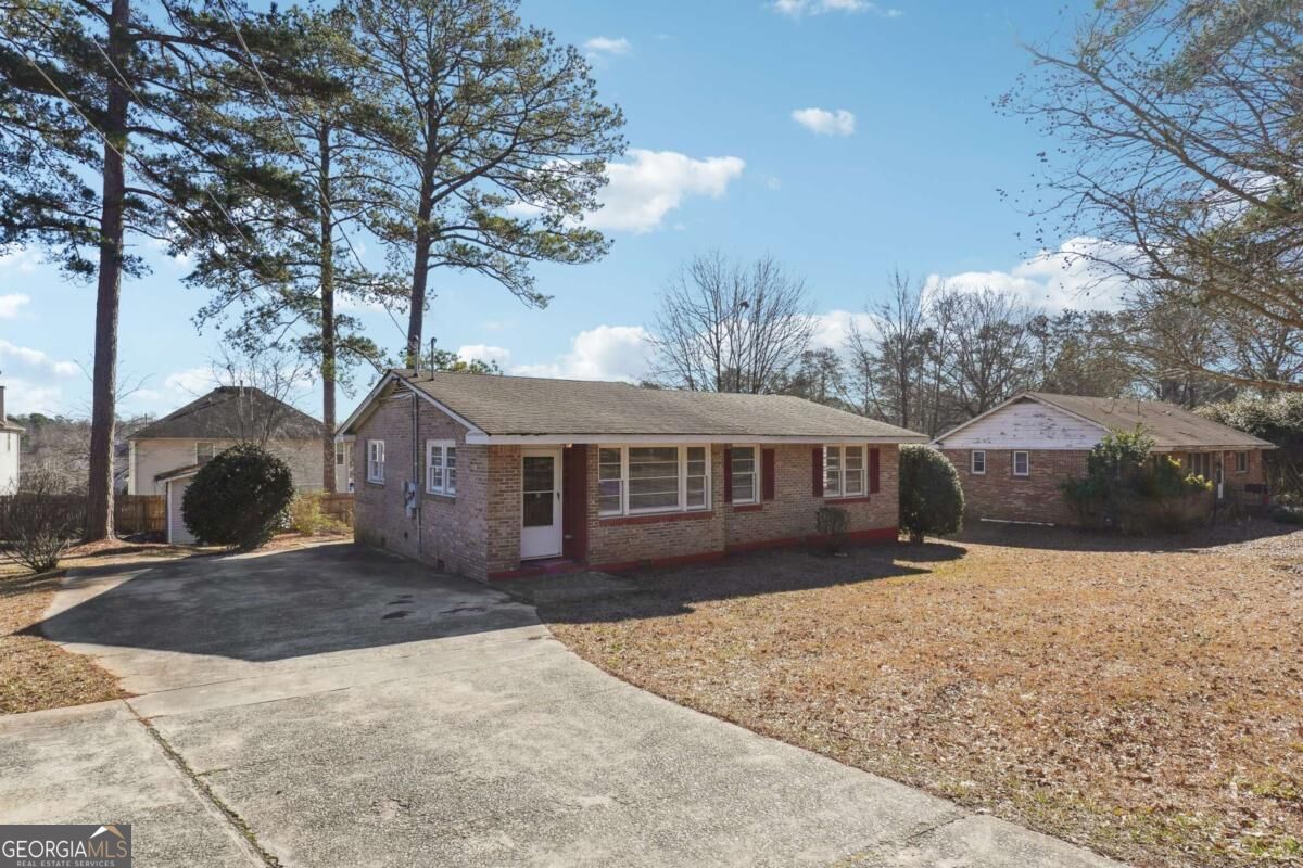 8554 Taylor Road Property Photo 4