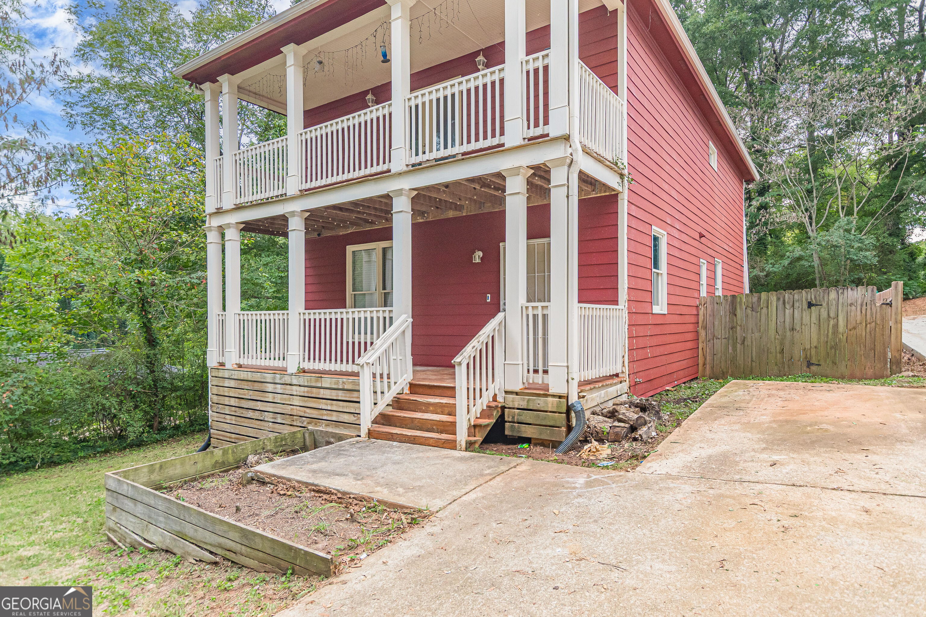 488 Third Avenue Property Photo 4