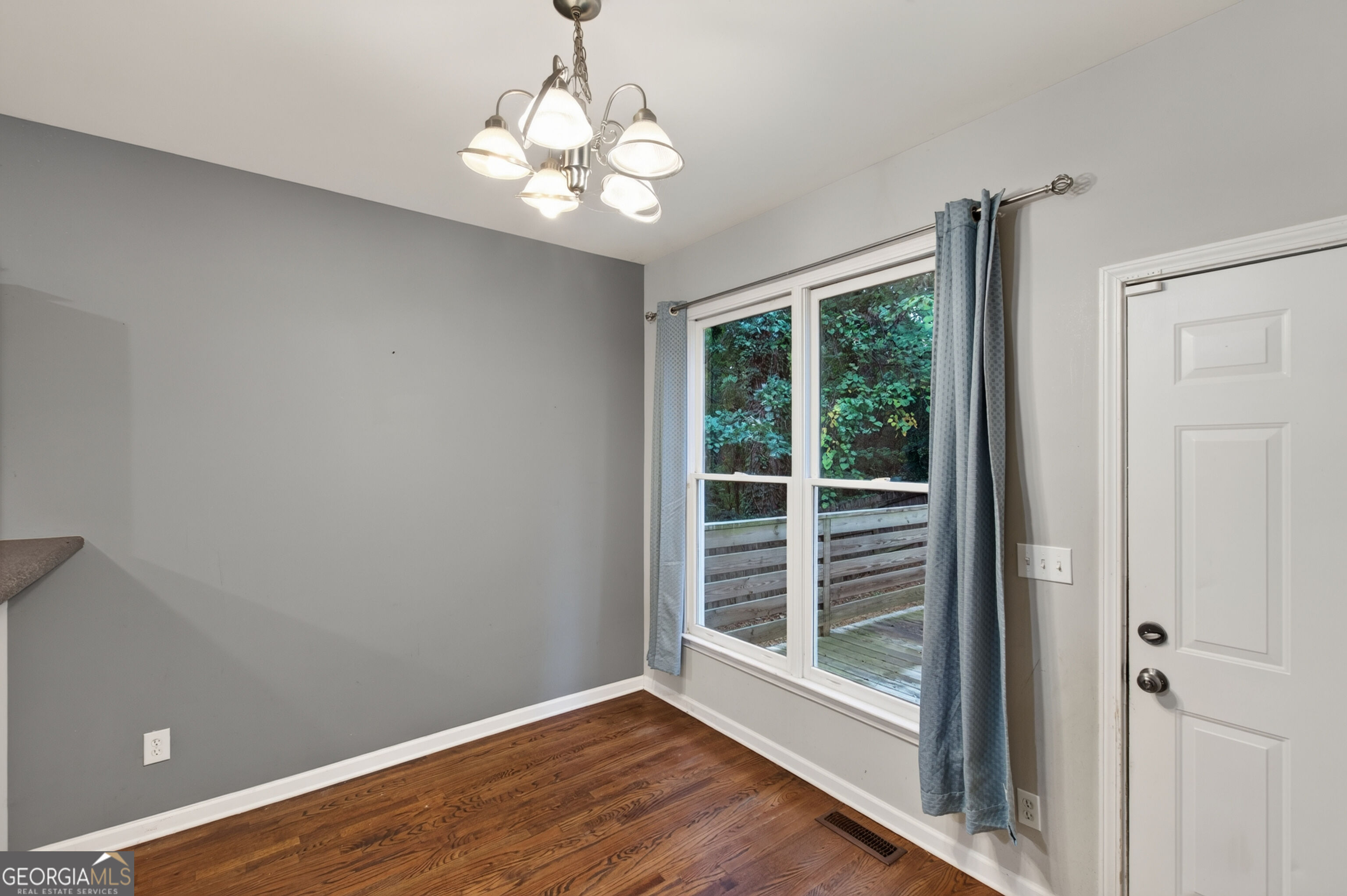 488 Third Avenue Property Photo 31
