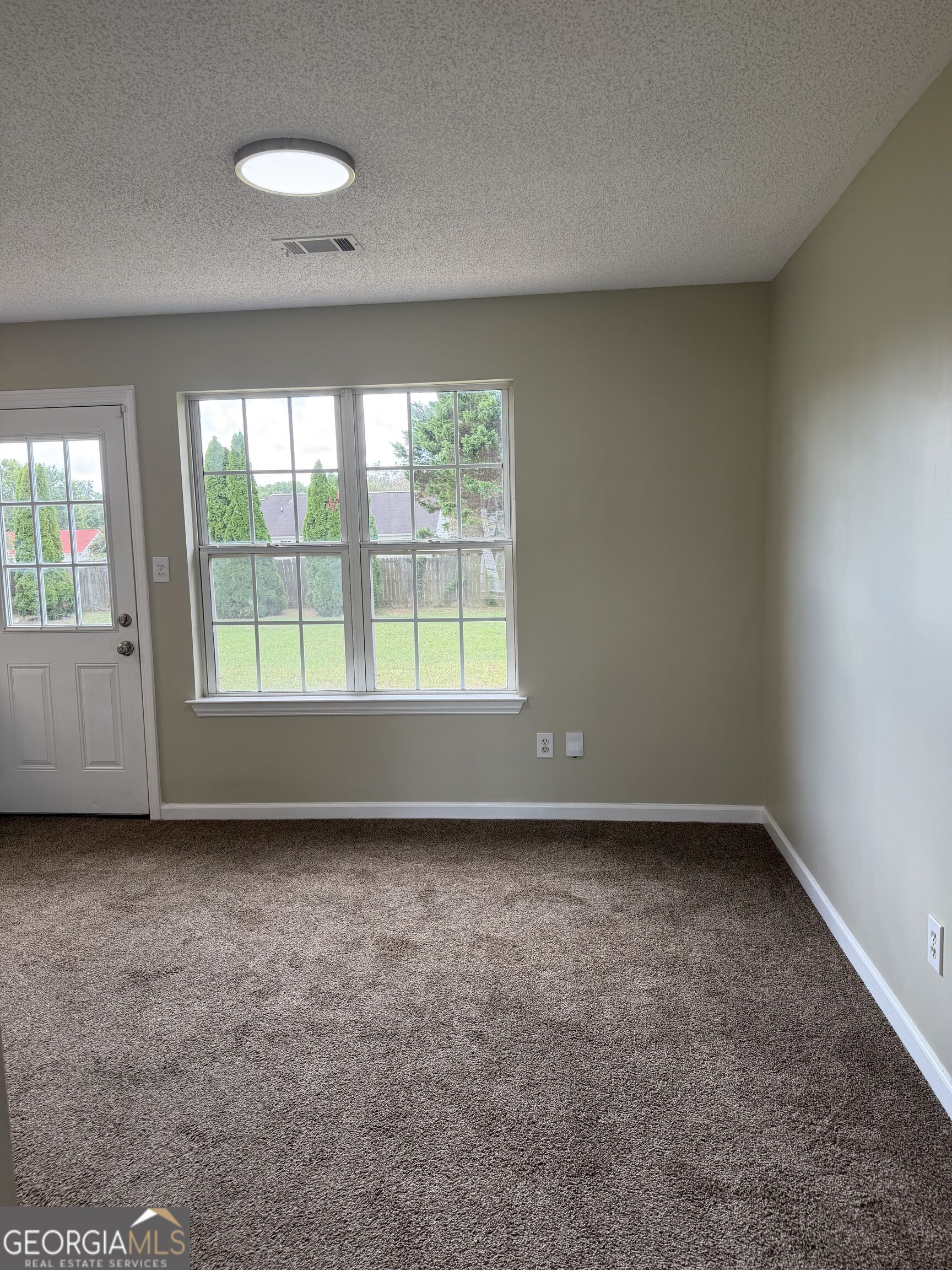 604 Regal Road Property Photo 5
