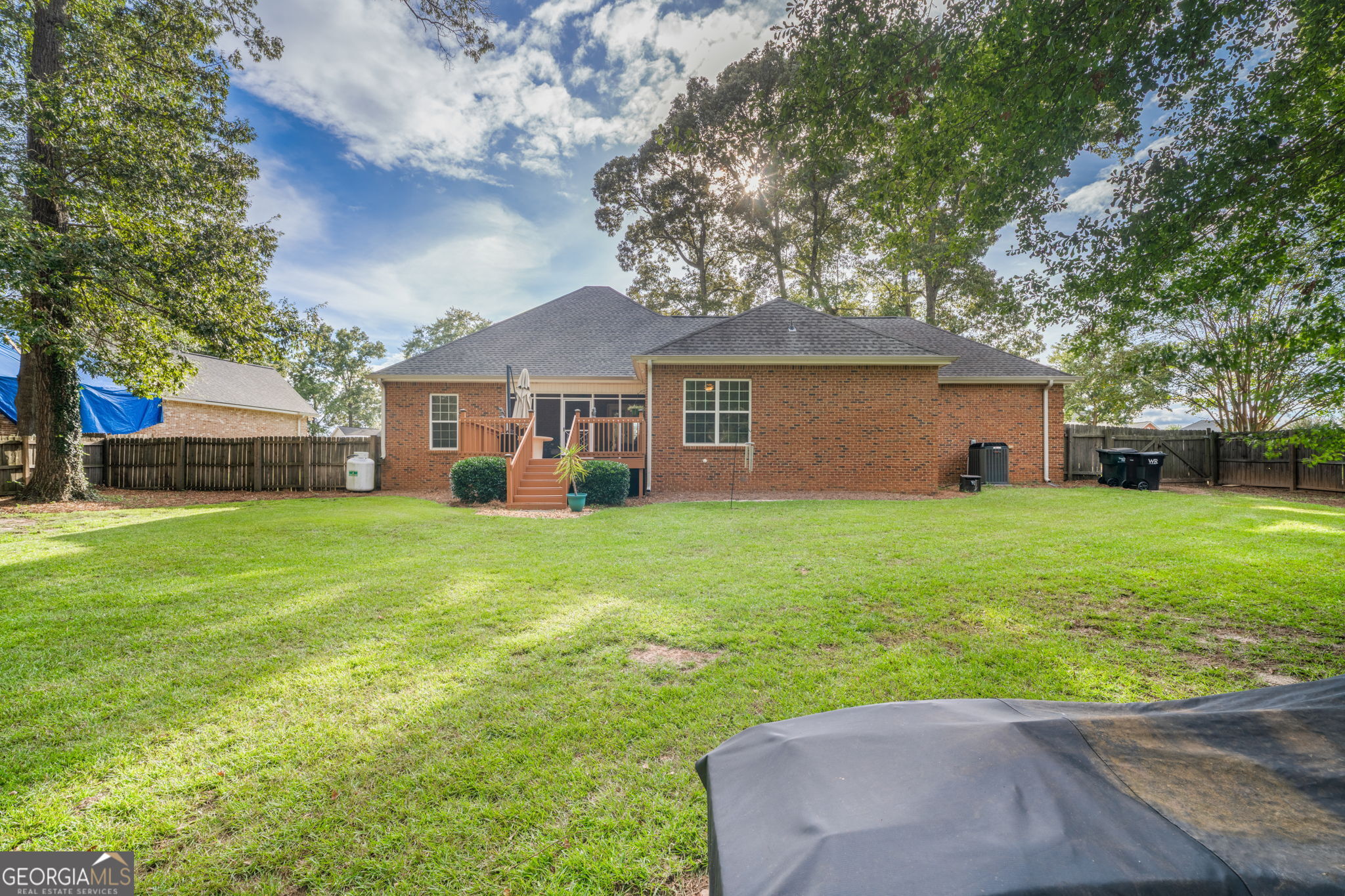 301 Hunts Landing Drive Property Photo 43