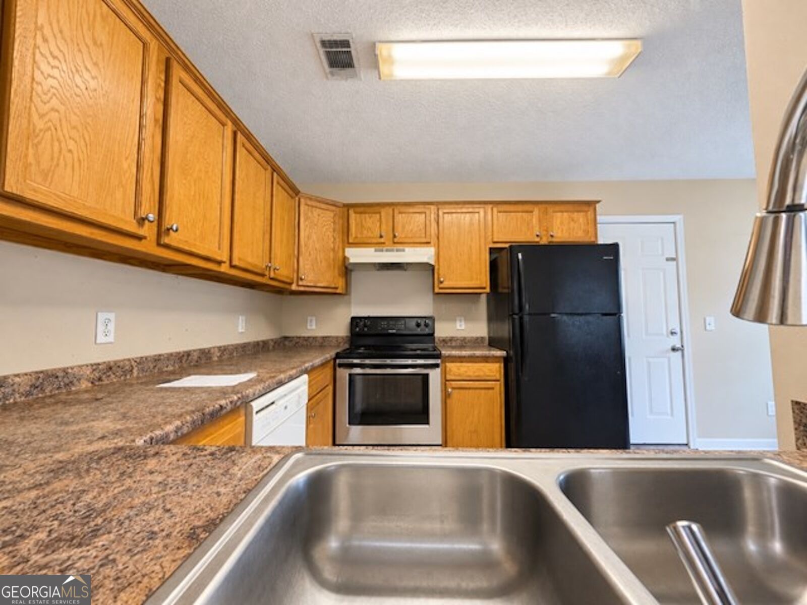 214 Archer Road Property Photo 13