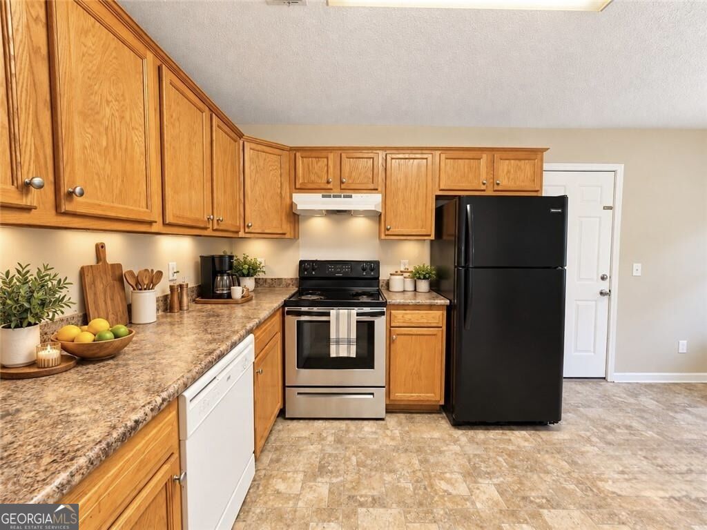 214 Archer Road Property Photo 17