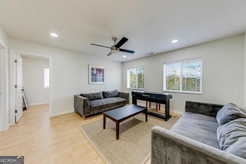 364 Rosen Strasse Property Photo 21