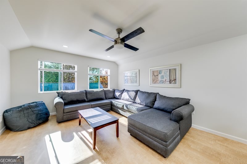 364 Rosen Strasse Property Photo 23