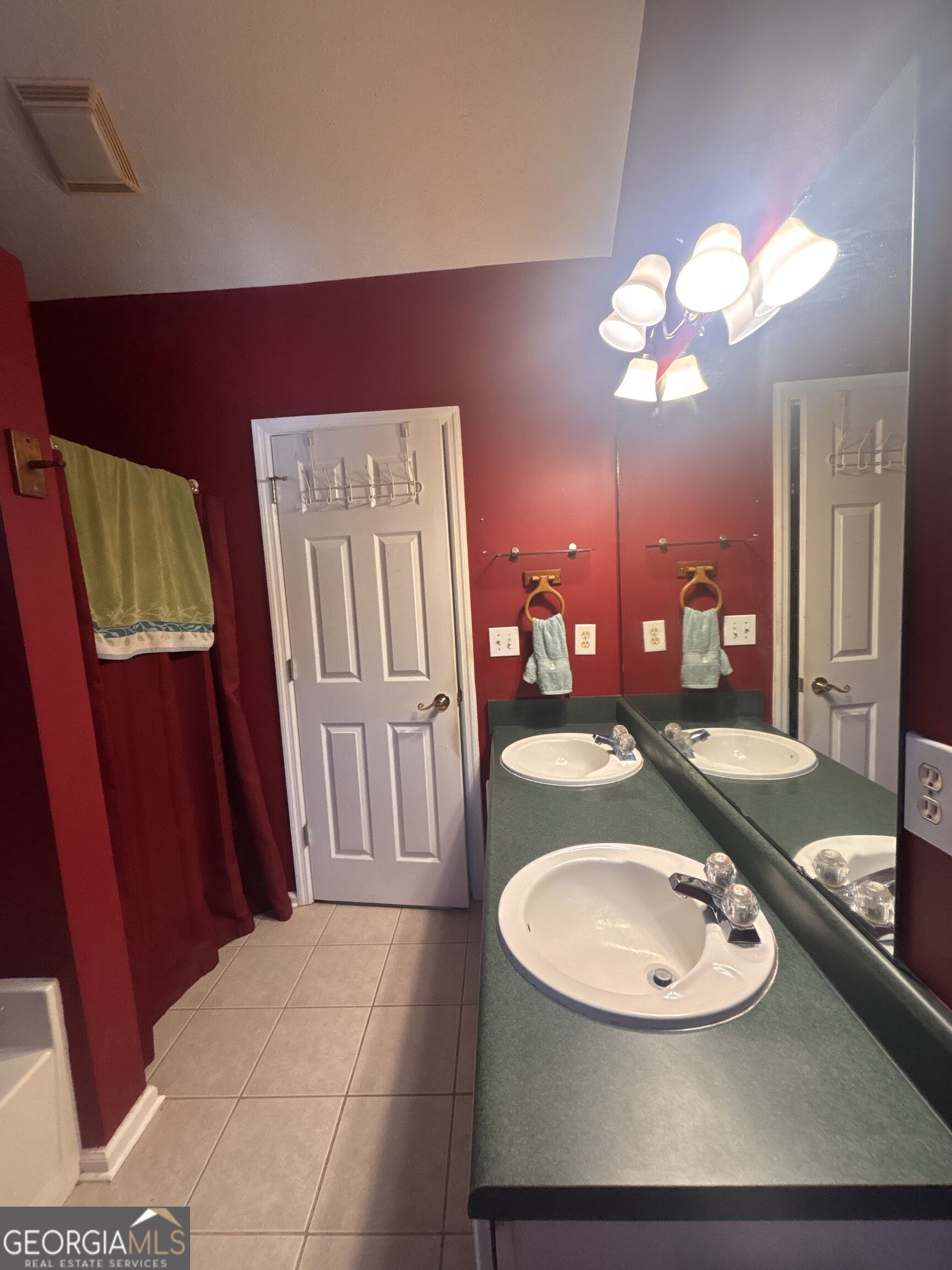 40 Happy Valley Court Property Photo 17