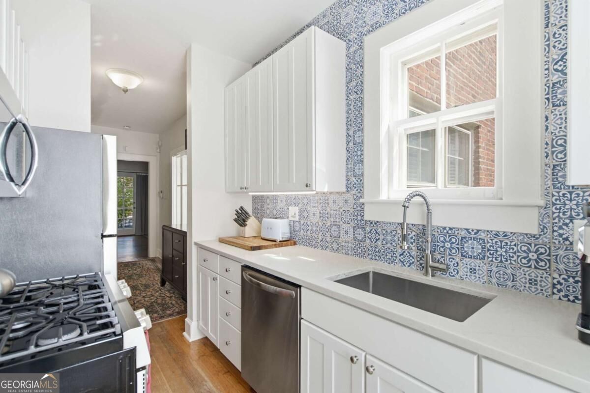798 Frederica Street Ne # 1 Property Photo 17