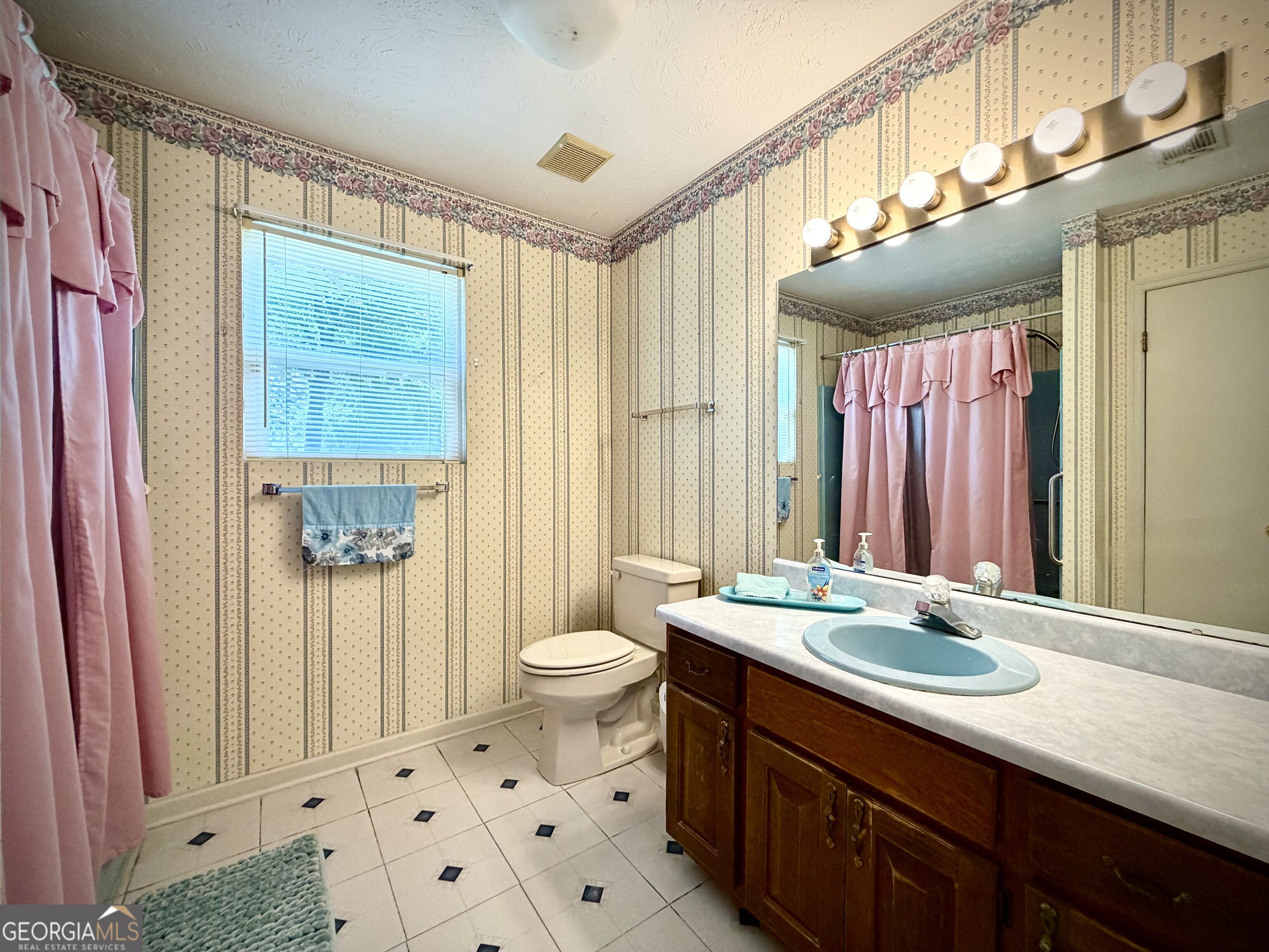 103 Brookdale Court Property Photo 12