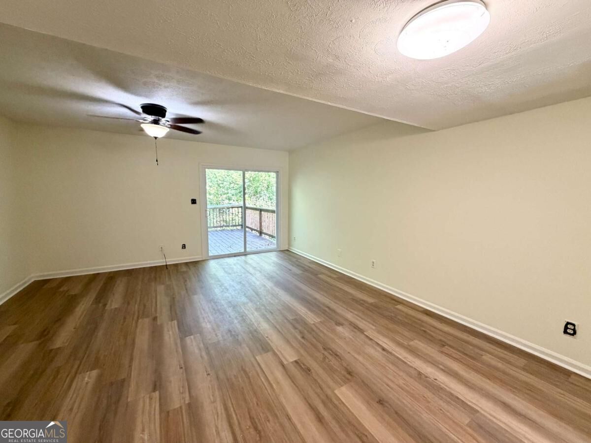 129 Eaglewood Way Property Photo 10