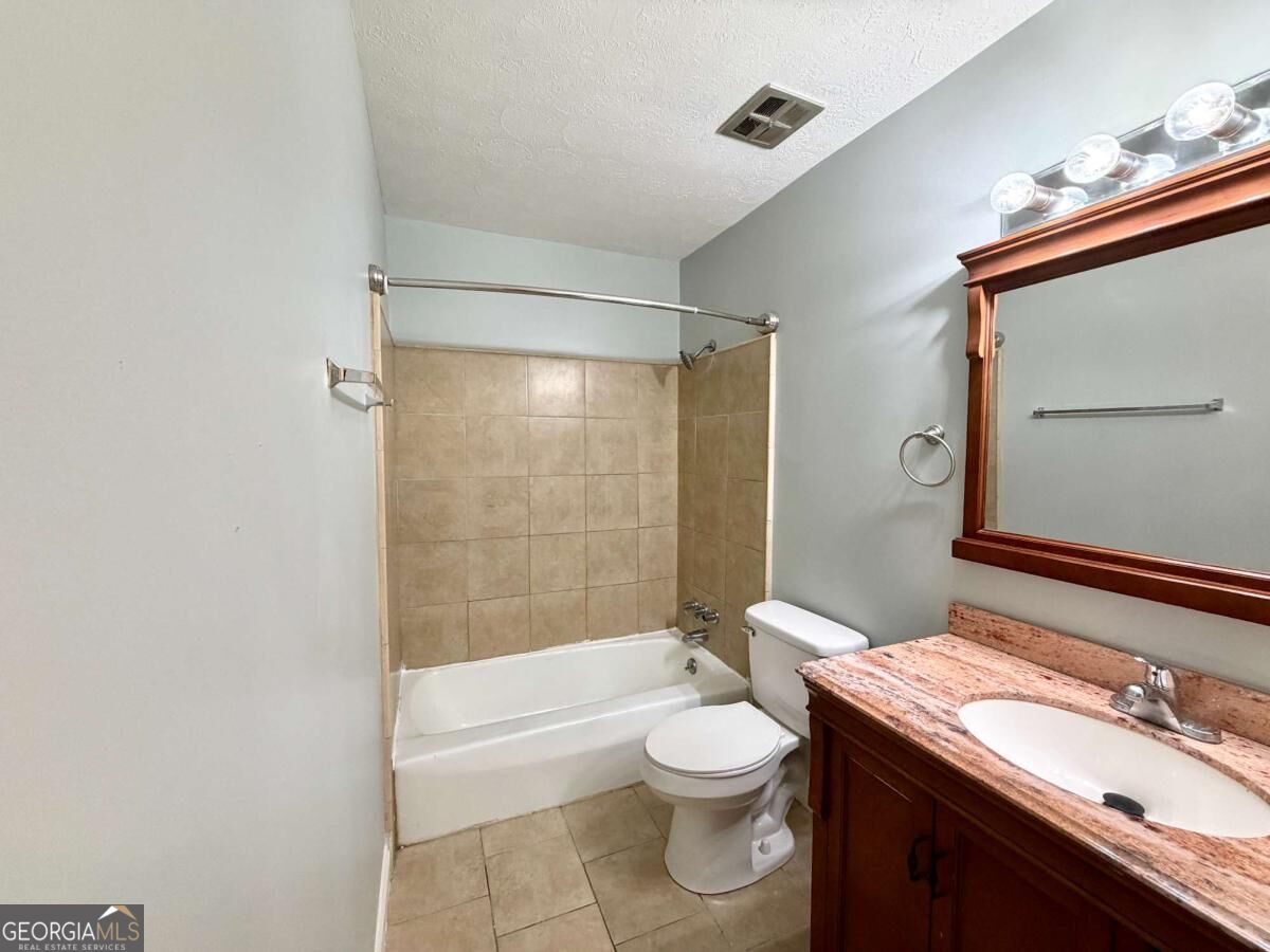 129 Eaglewood Way Property Photo 32
