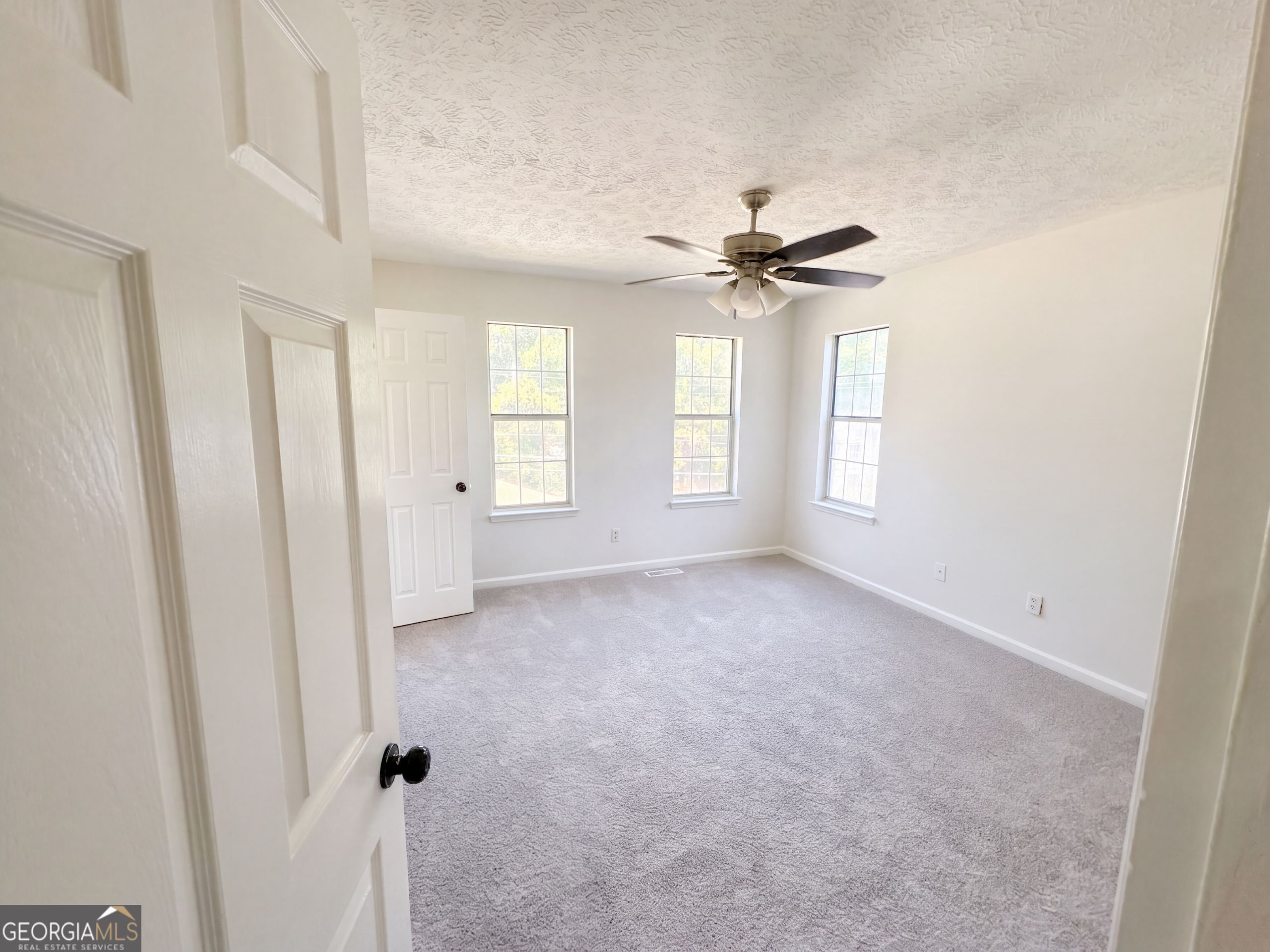 4389 Southvale Drive Property Photo 20