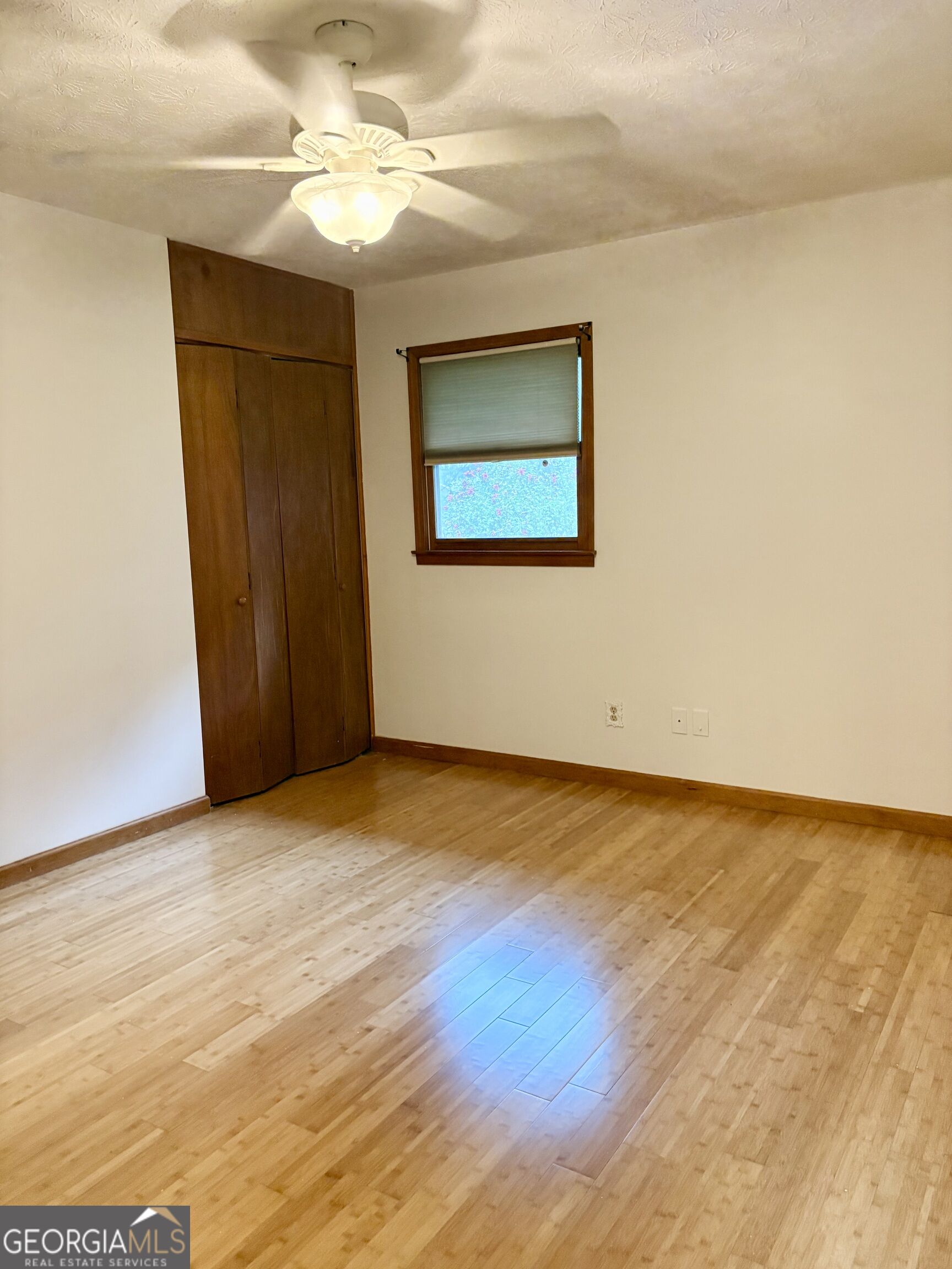2480 Burton Circle Property Photo 25