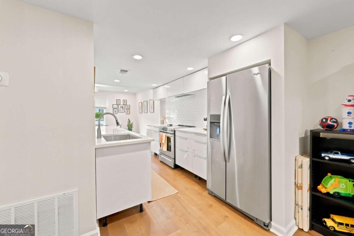 8 Ivy Ridge Ne Property Photo 6