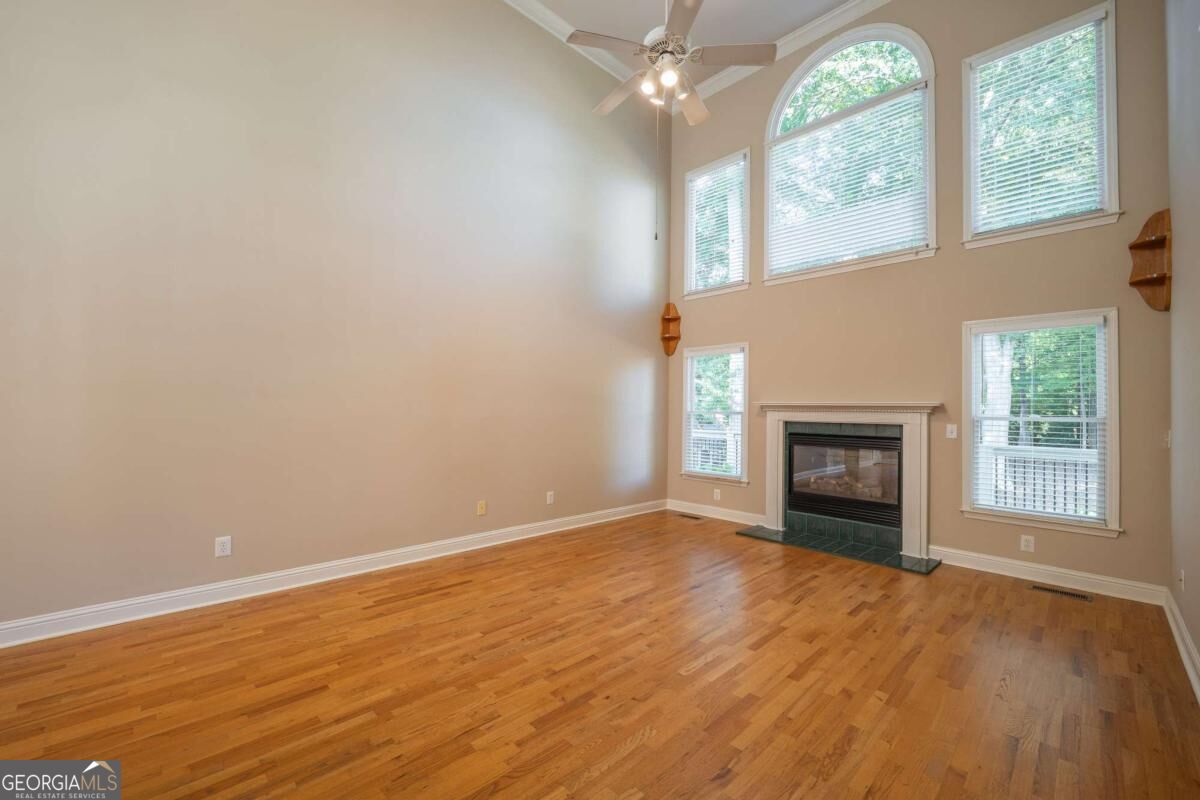 2059 Woodside Park Drive Property Photo 12