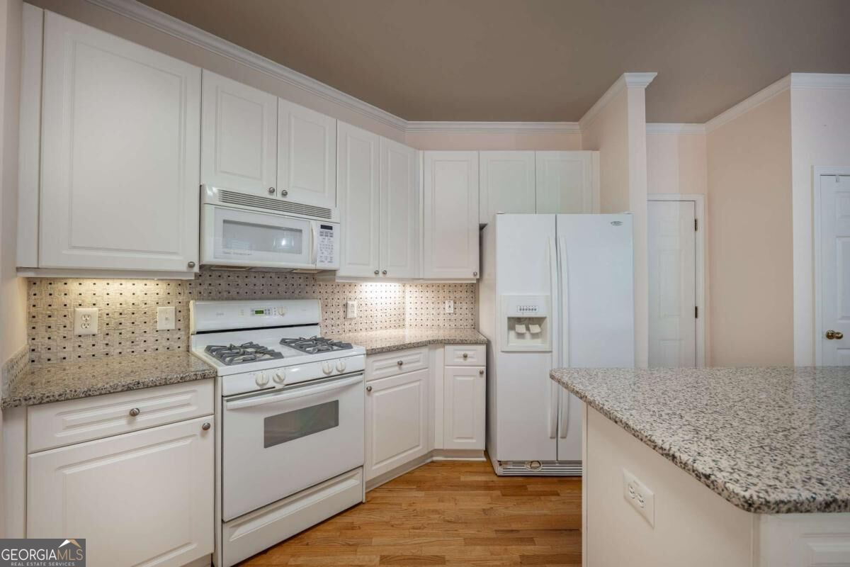 2059 Woodside Park Drive Property Photo 16