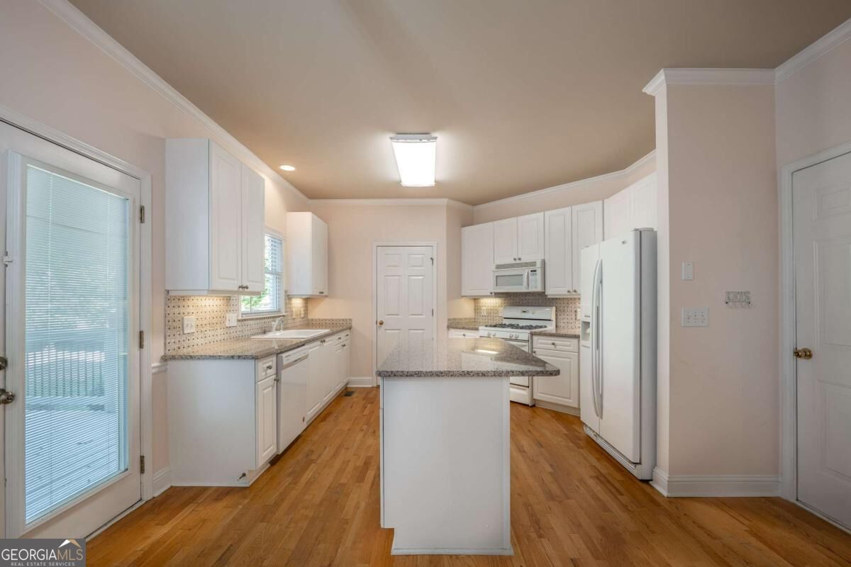 2059 Woodside Park Drive Property Photo 18