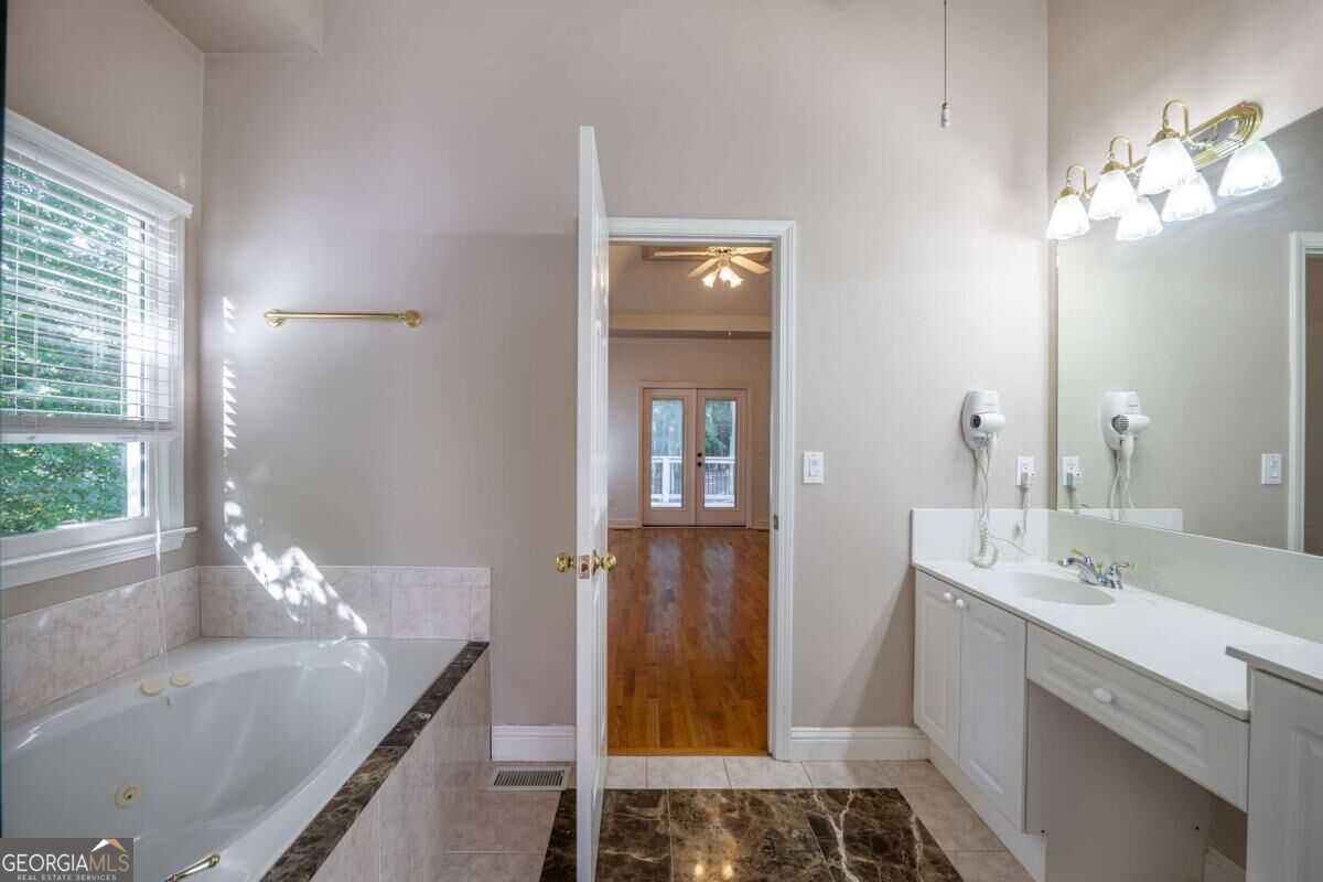 2059 Woodside Park Drive Property Photo 30