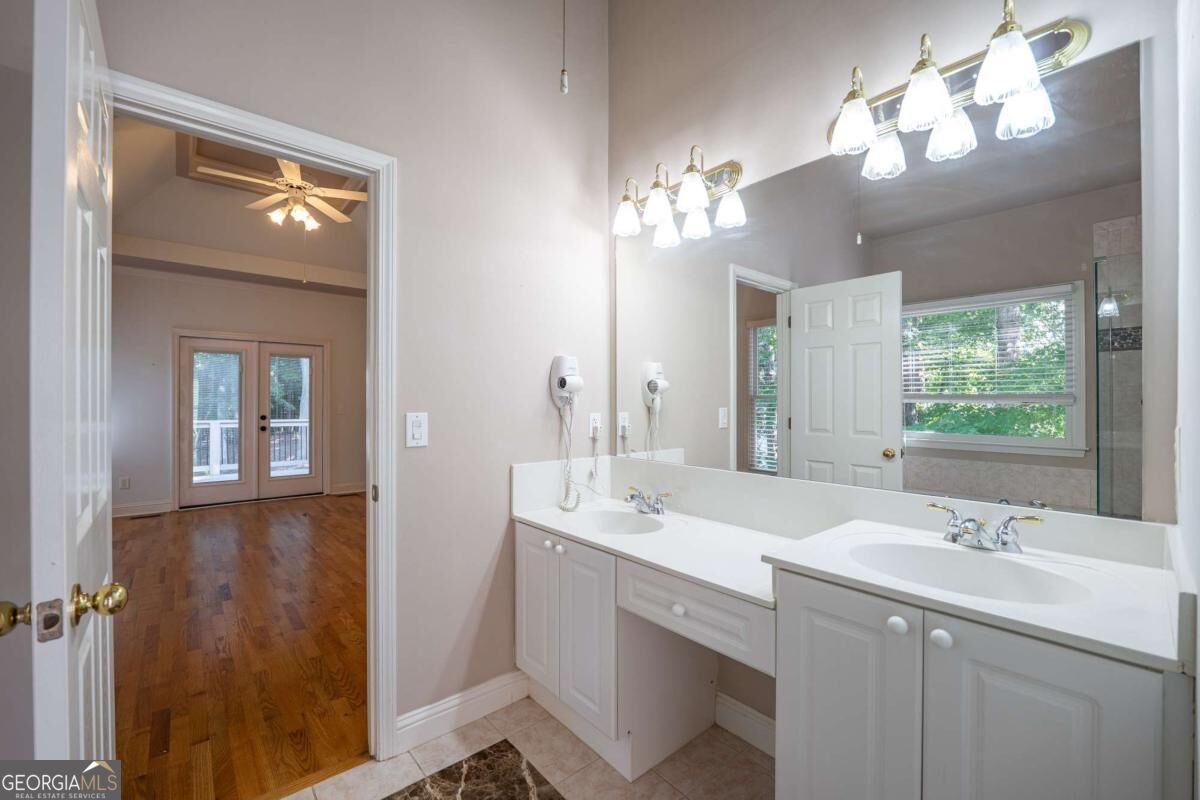 2059 Woodside Park Drive Property Photo 31