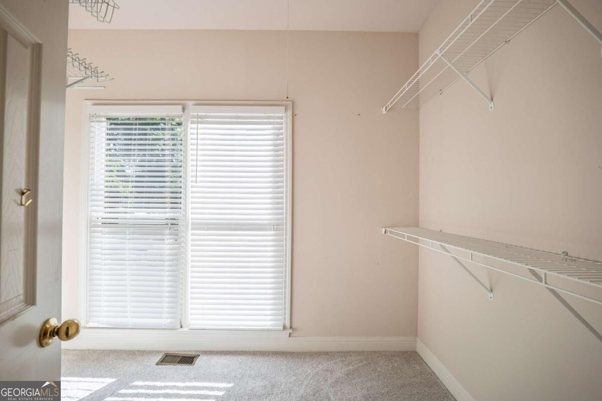 2059 Woodside Park Drive Property Photo 32