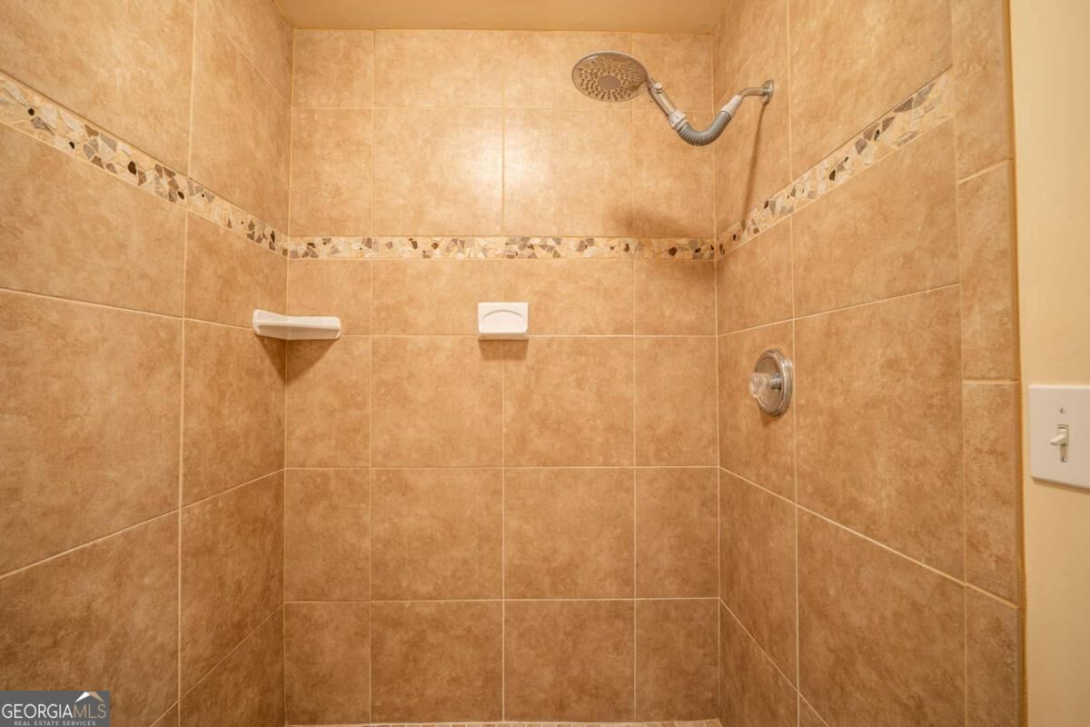 2059 Woodside Park Drive Property Photo 40