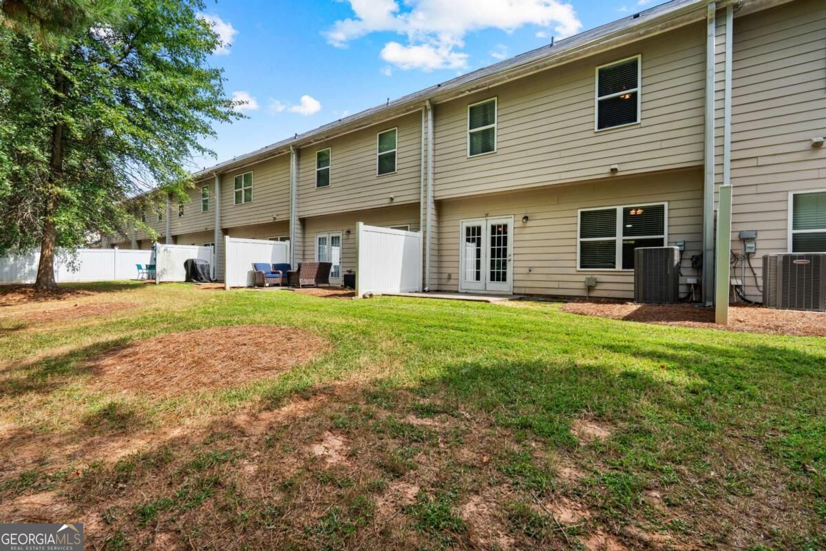 143 Granite Way Property Photo 33