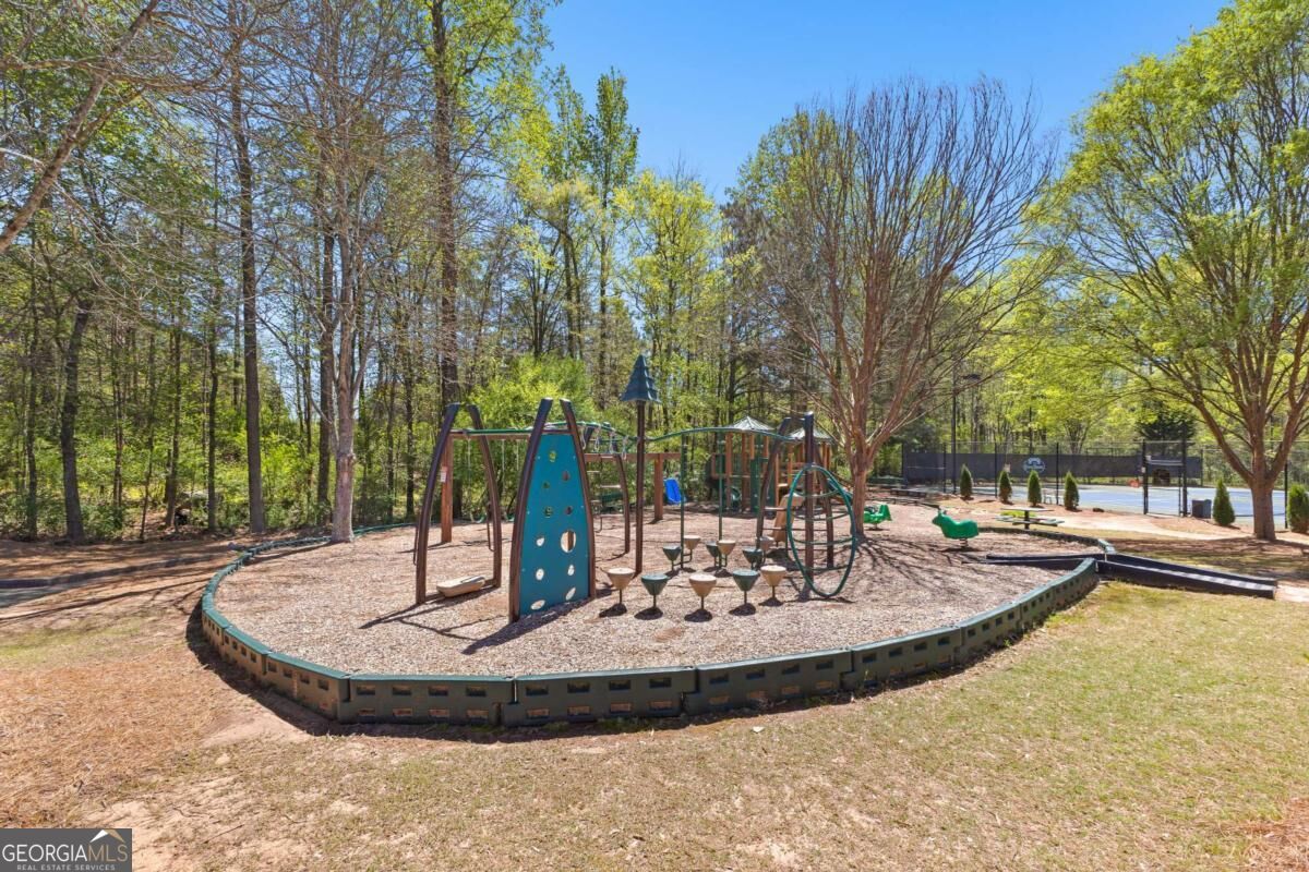 143 Granite Way Property Photo 38