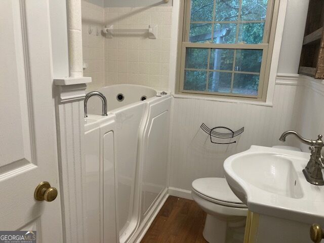 304 Clairmont Drive Property Photo 9