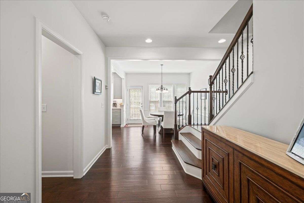 12 Rockland Place Property Photo 6