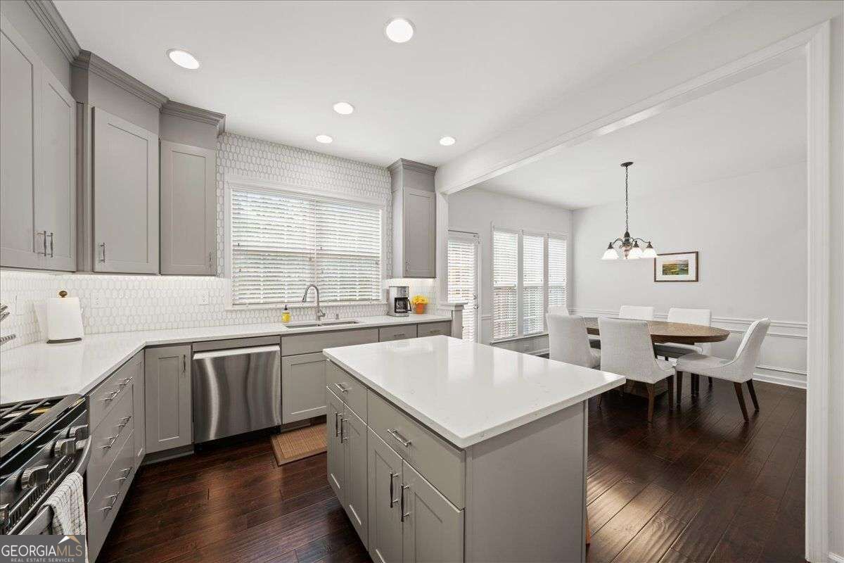 12 Rockland Place Property Photo 12
