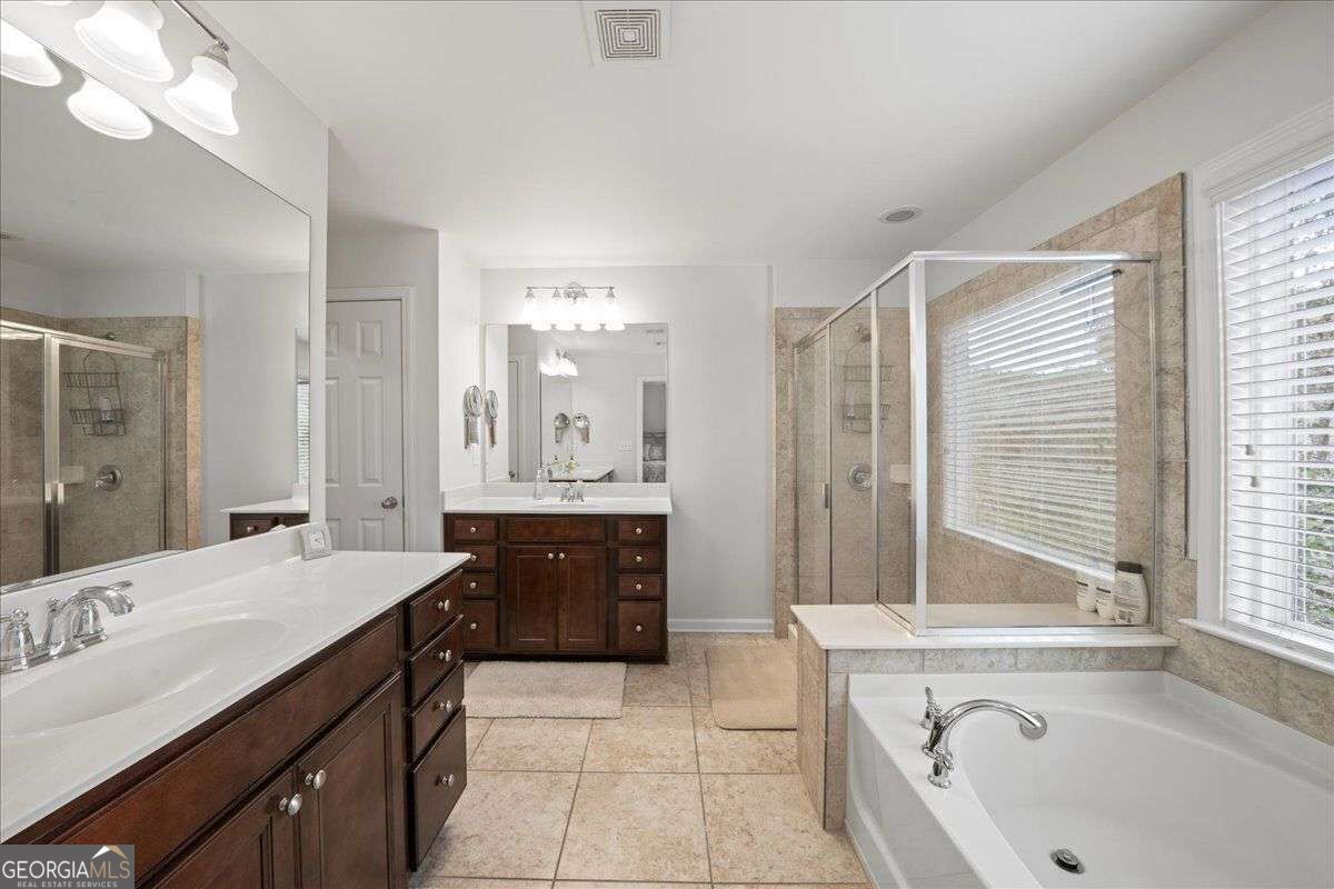 12 Rockland Place Property Photo 16