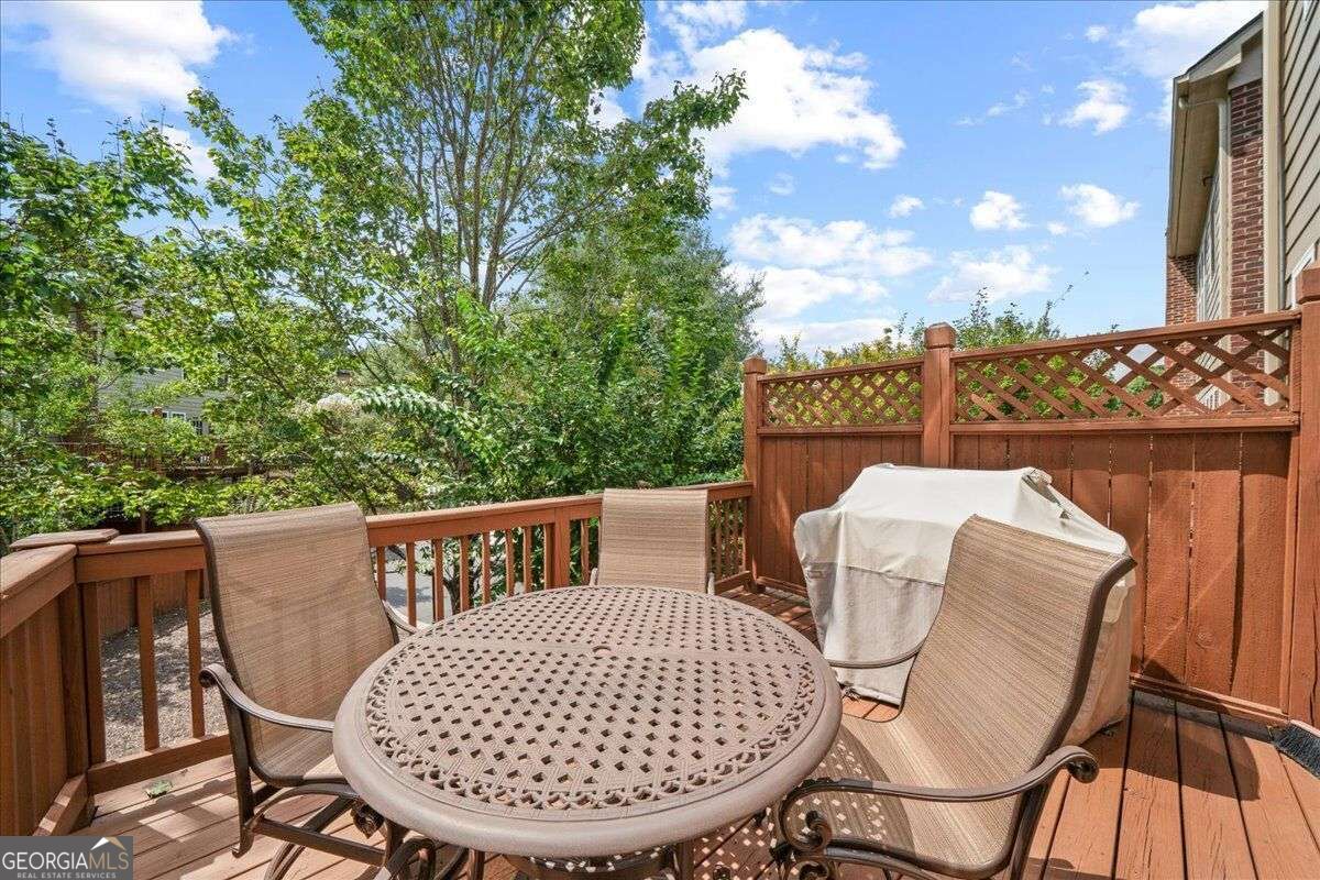 12 Rockland Place Property Photo 28