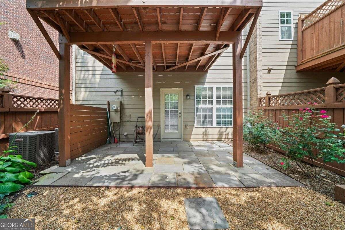 12 Rockland Place Property Photo 30