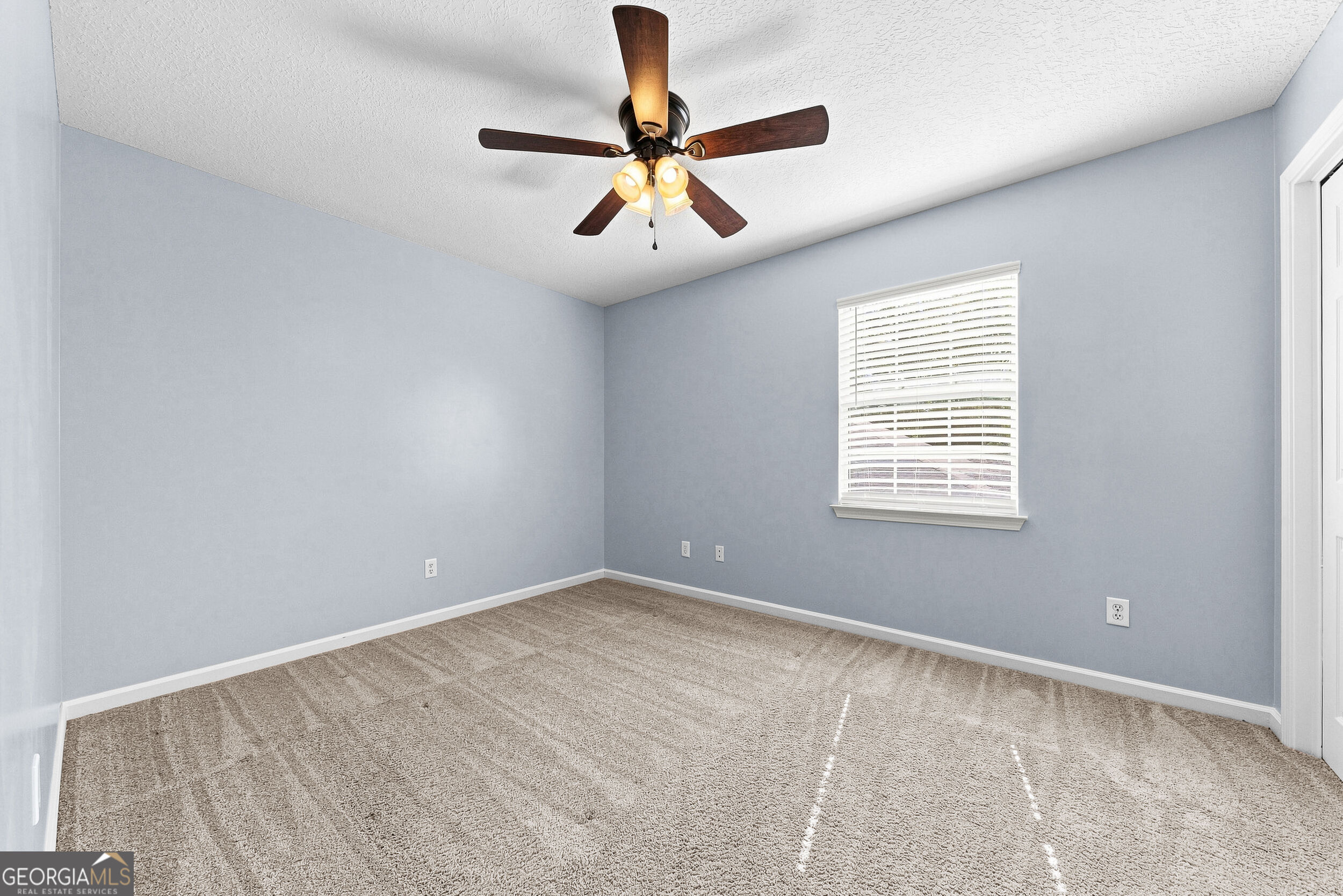 102 Windemere Drive Property Photo 21