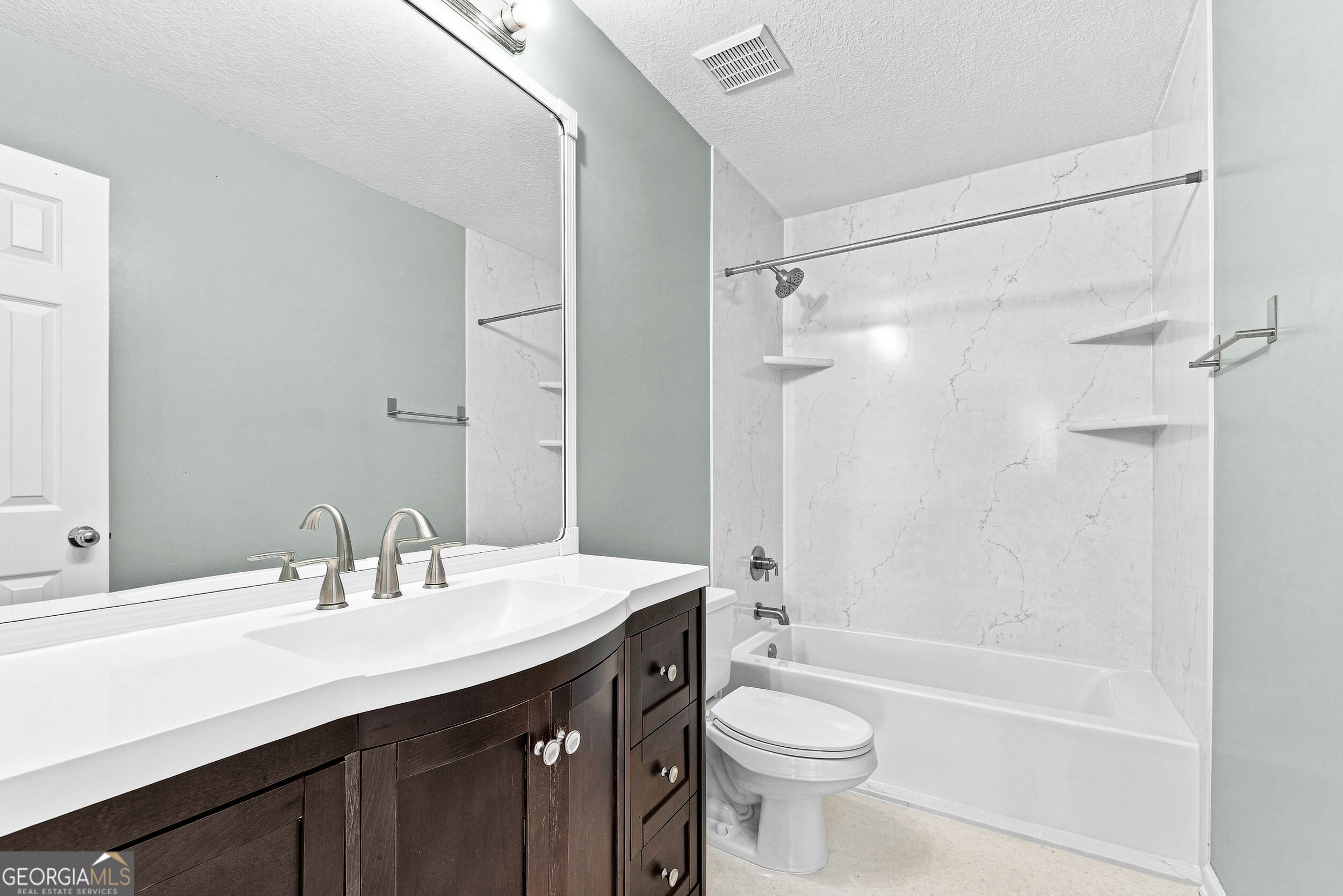 102 Windemere Drive Property Photo 22