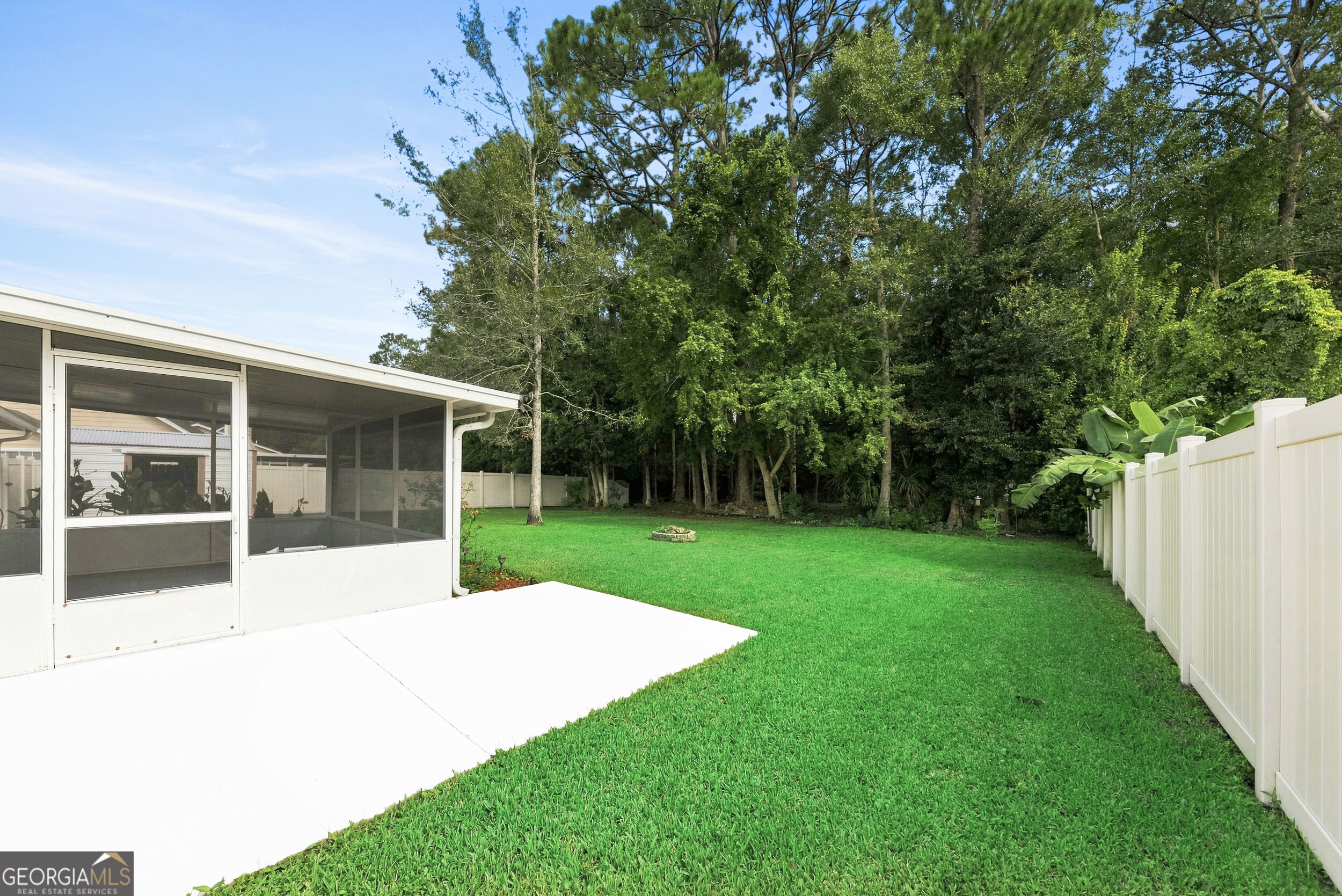 102 Windemere Drive Property Photo 26