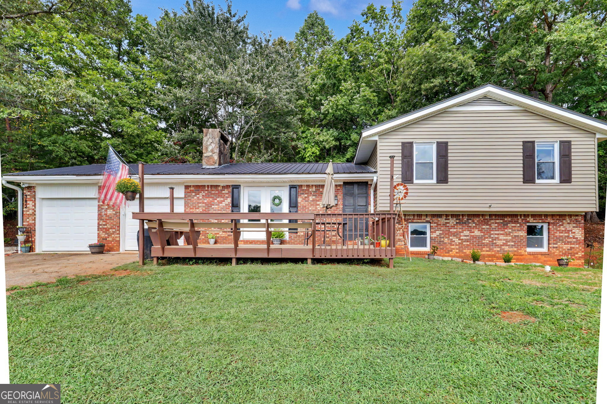 382 Worley Creek Road Property Photo 1