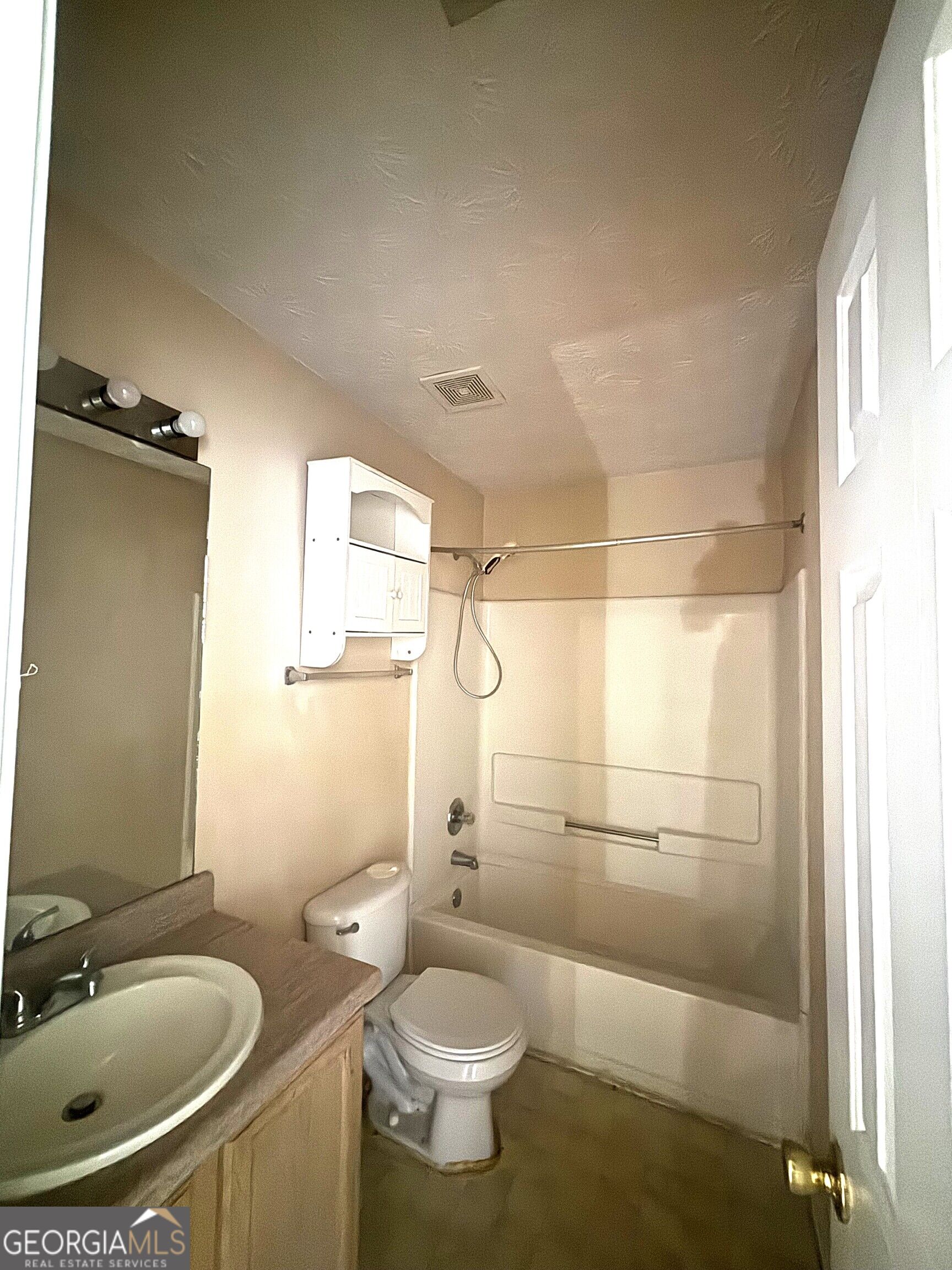 5452 Perching Place Property Photo 14