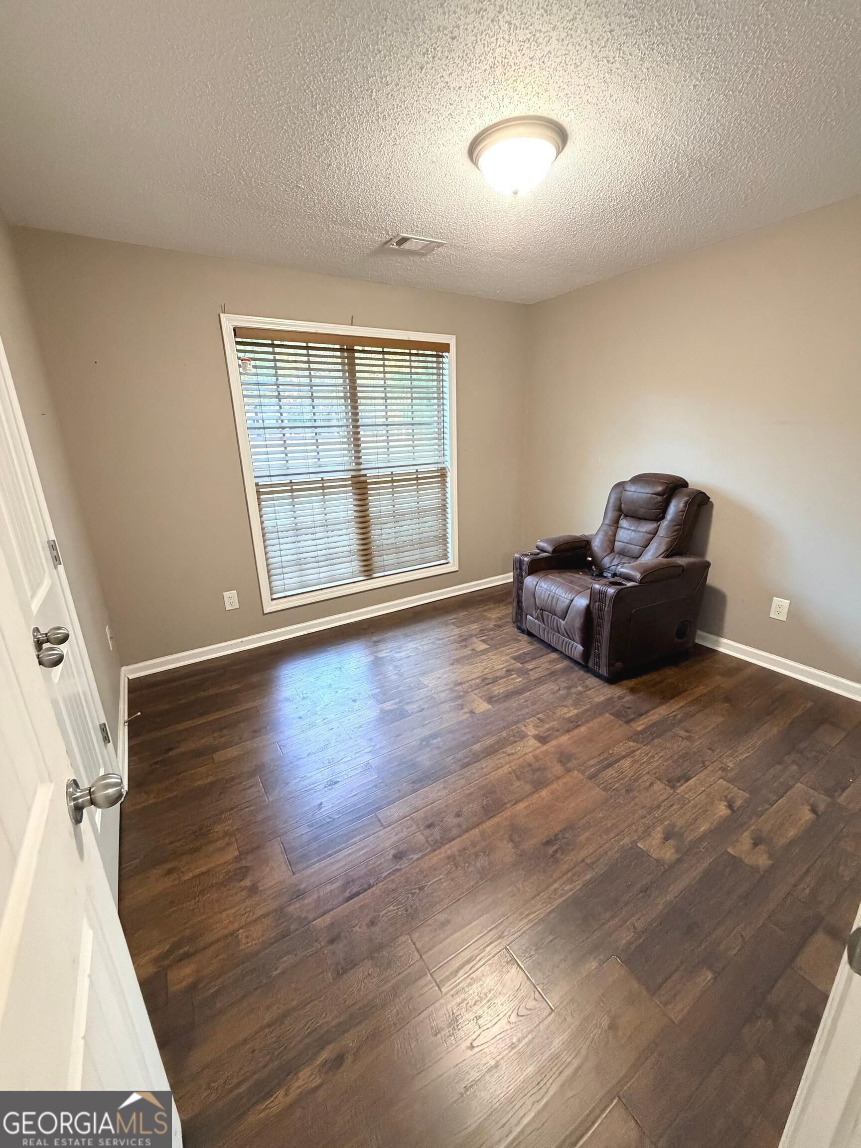 334 Evans Road Property Photo 9