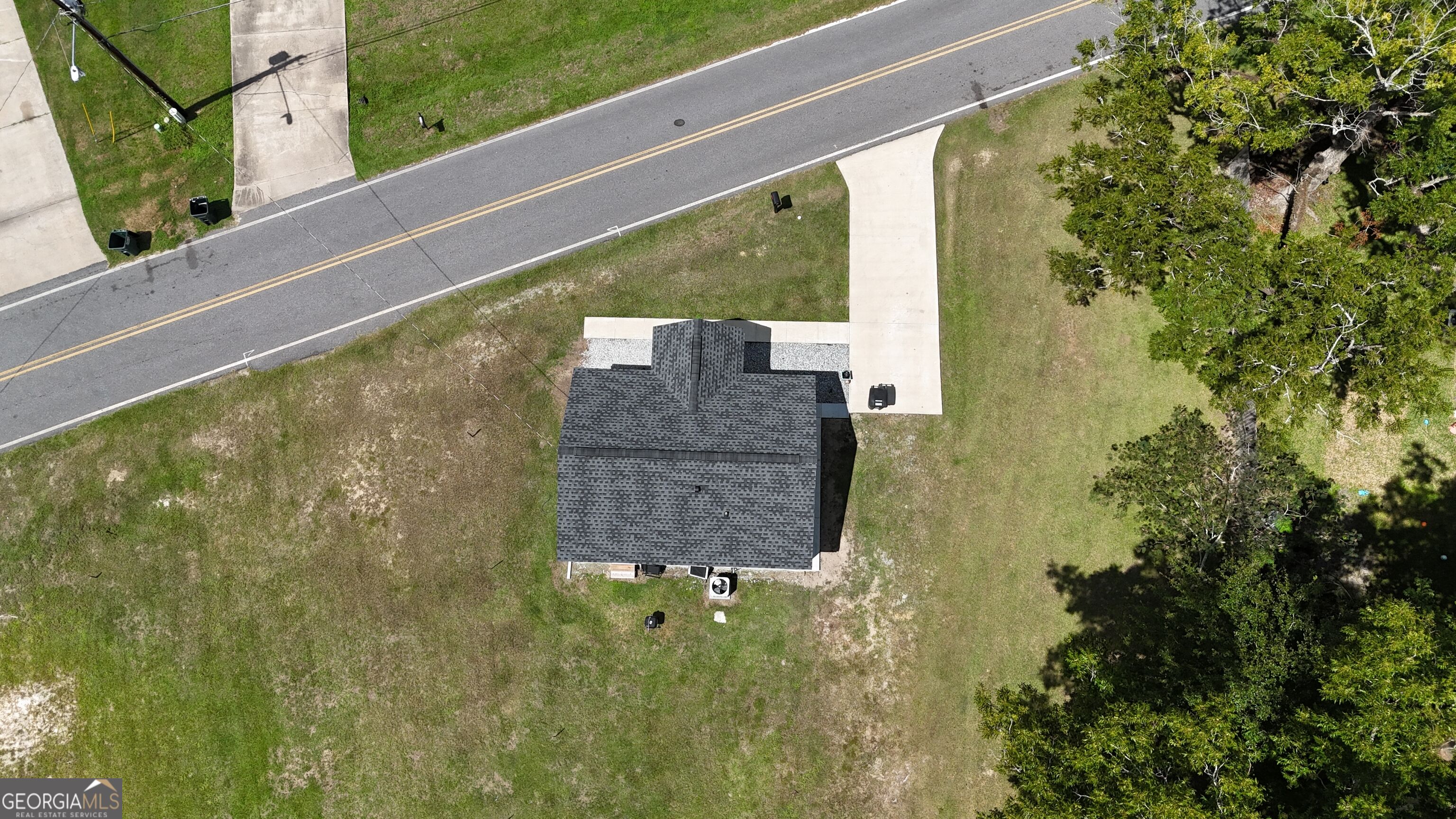 403 Auburn Road Property Photo 5