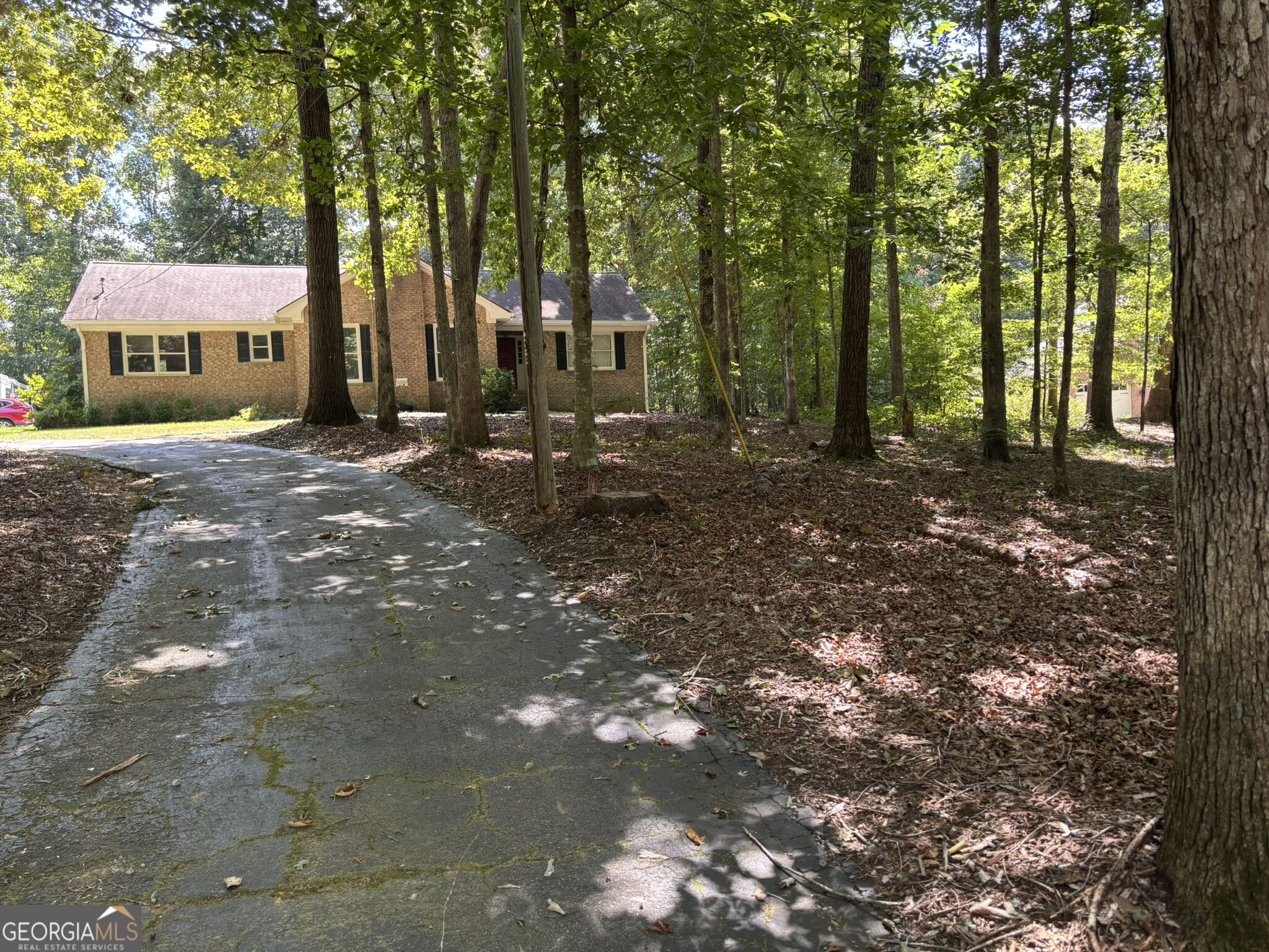 674 Clarke Trail Property Photo 1